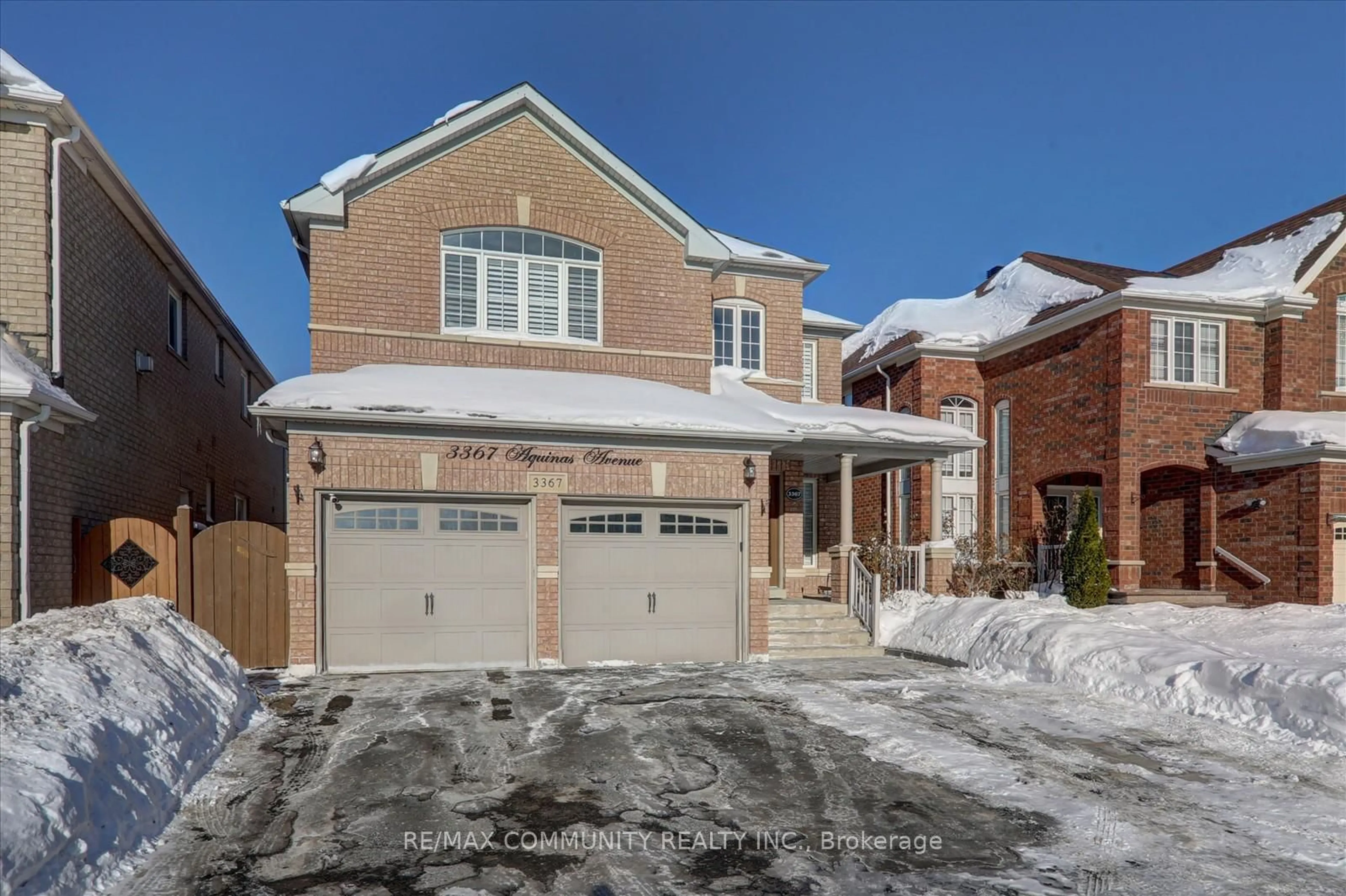 Home with brick exterior material, street for 3367 Aquinas Ave, Mississauga Ontario L5M 7L2