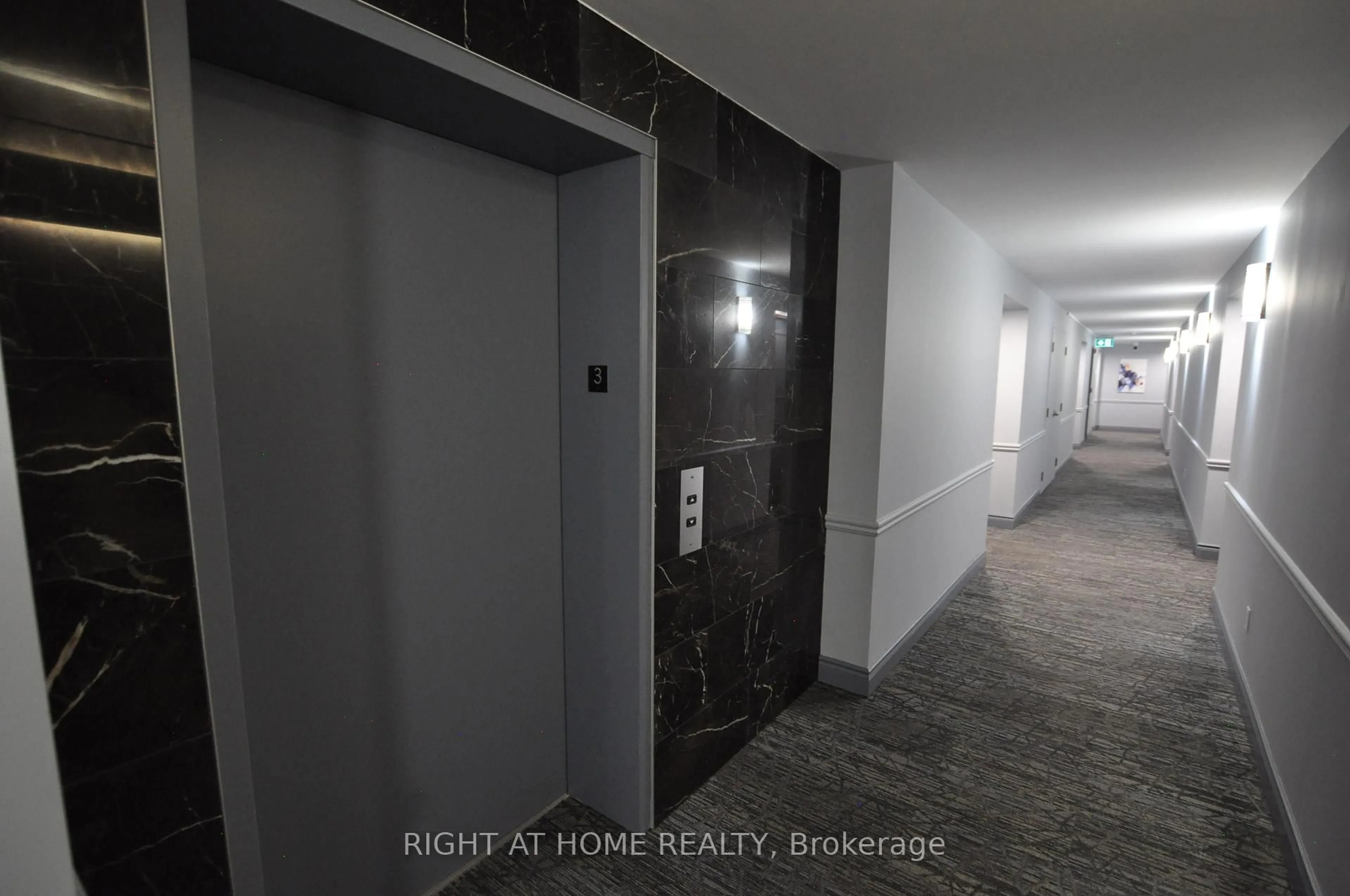 Unknown for 2300 Parkhaven Blvd #308, Oakville Ontario L6H 6V9