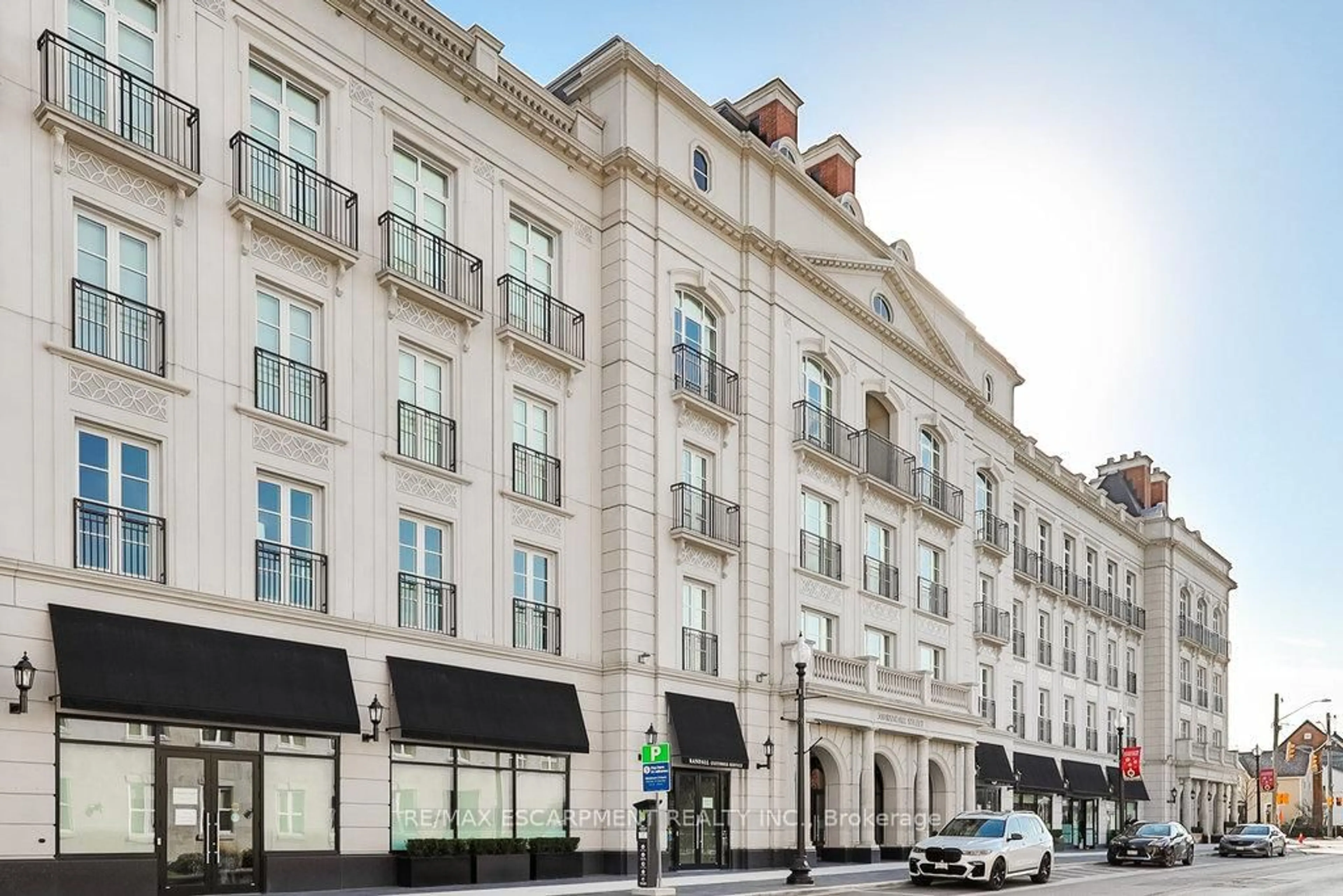 Unknown for 300 Randall St #212, Oakville Ontario L6J 1R1