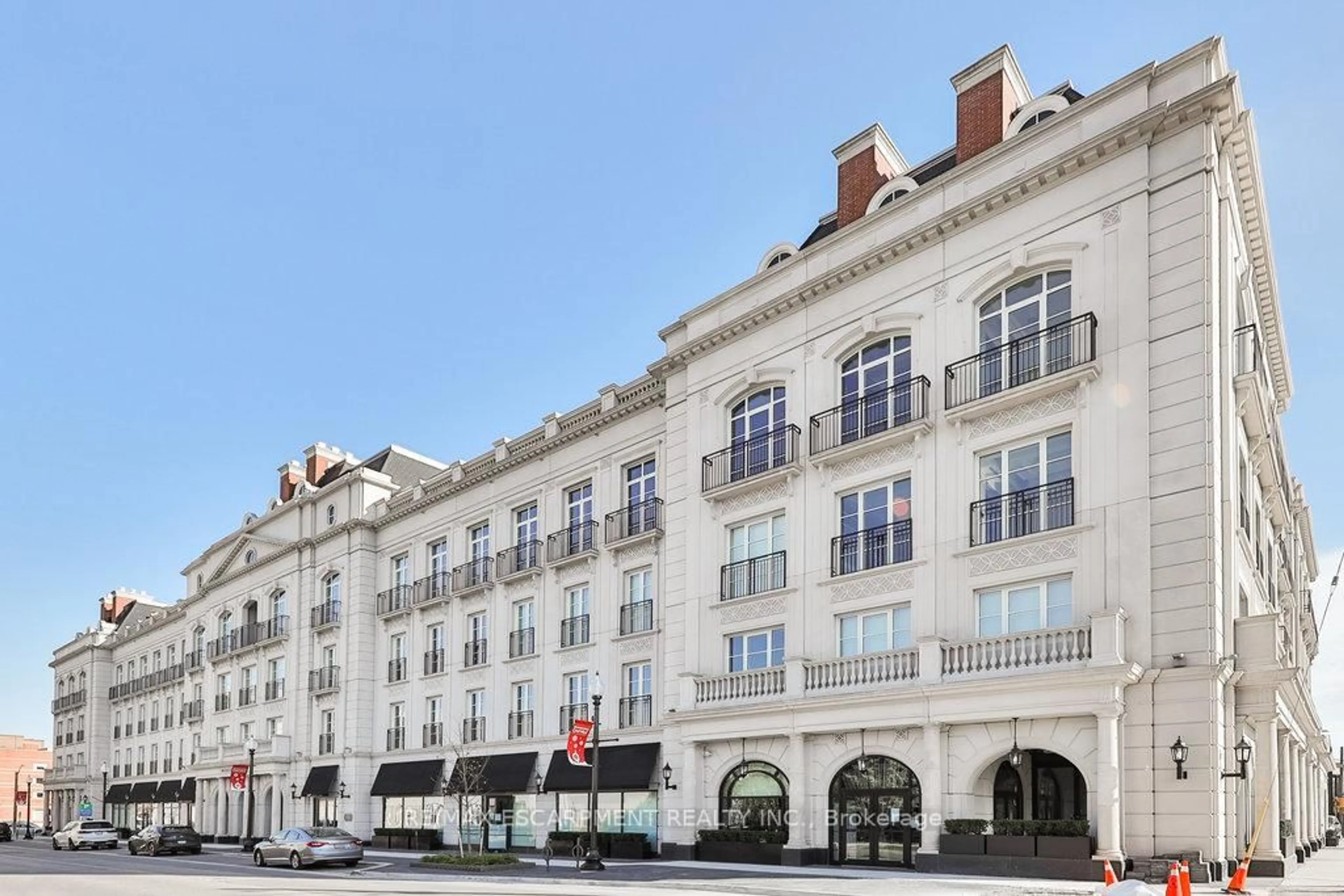 Unknown for 300 Randall St #212, Oakville Ontario L6J 1R1