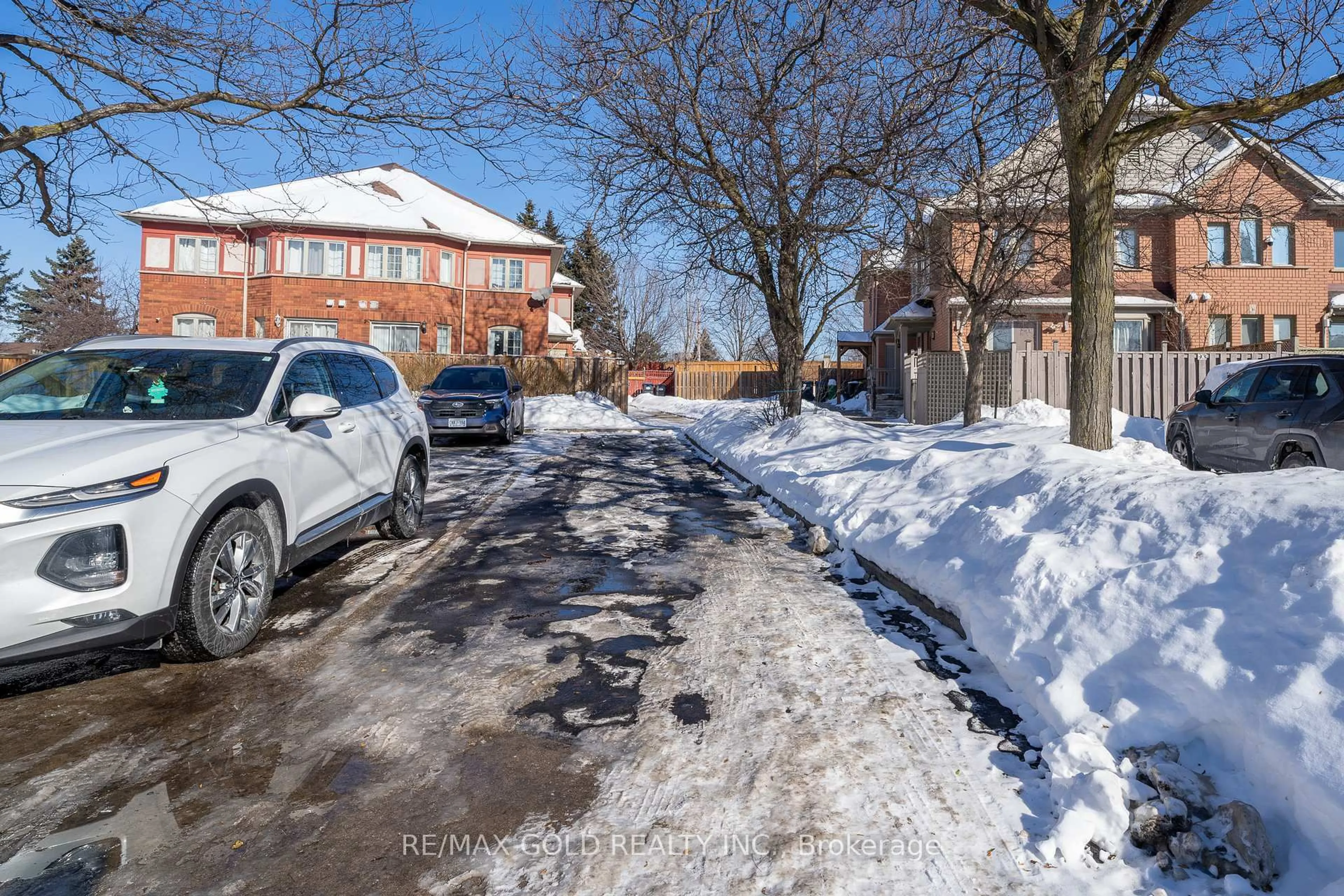 Parking for 97 Quail Feather Cres, Brampton Ontario L6R 1S1