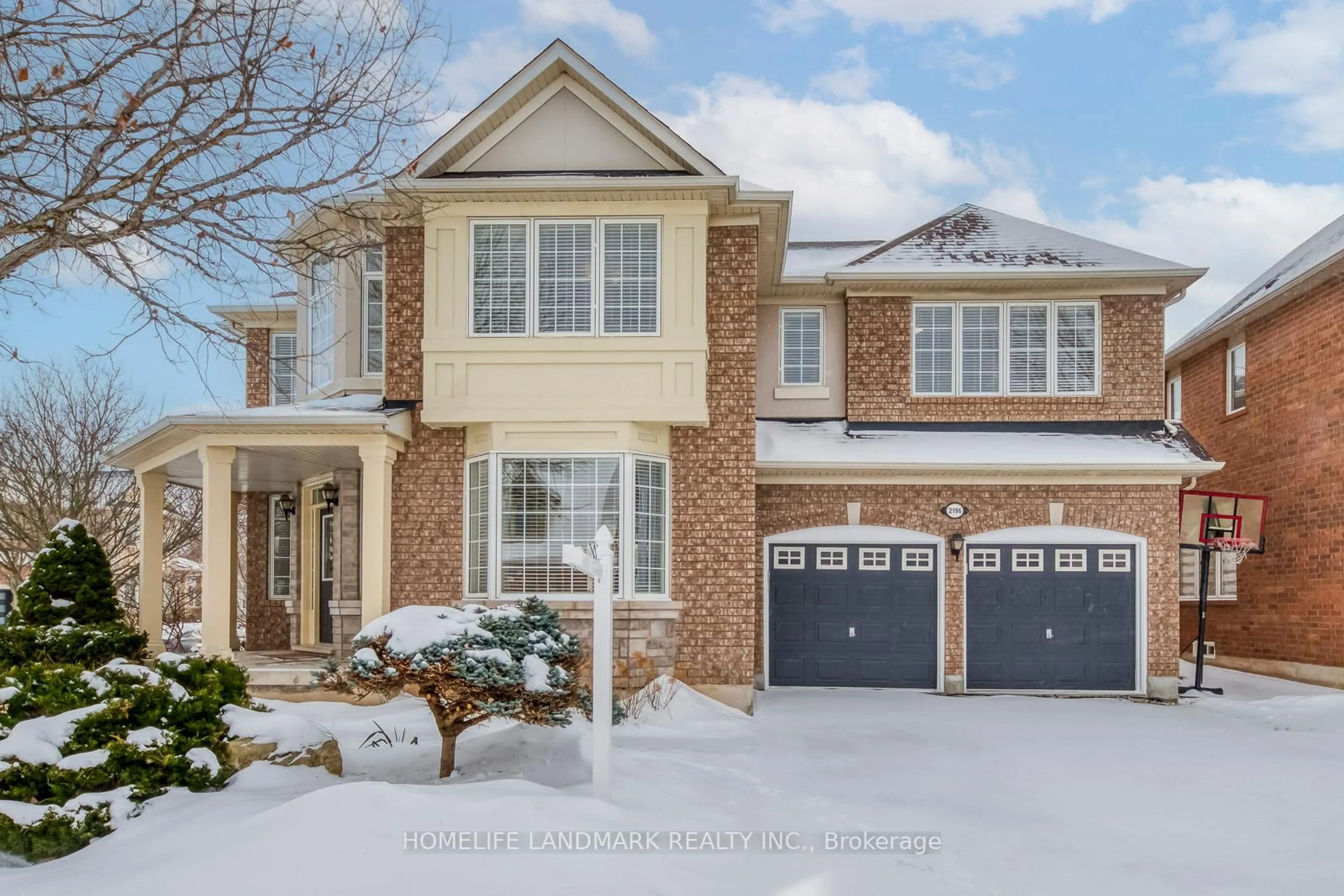 Home with brick exterior material, street for 2196 HIGHCLIFFE Way, Oakville Ontario L6M 5B7