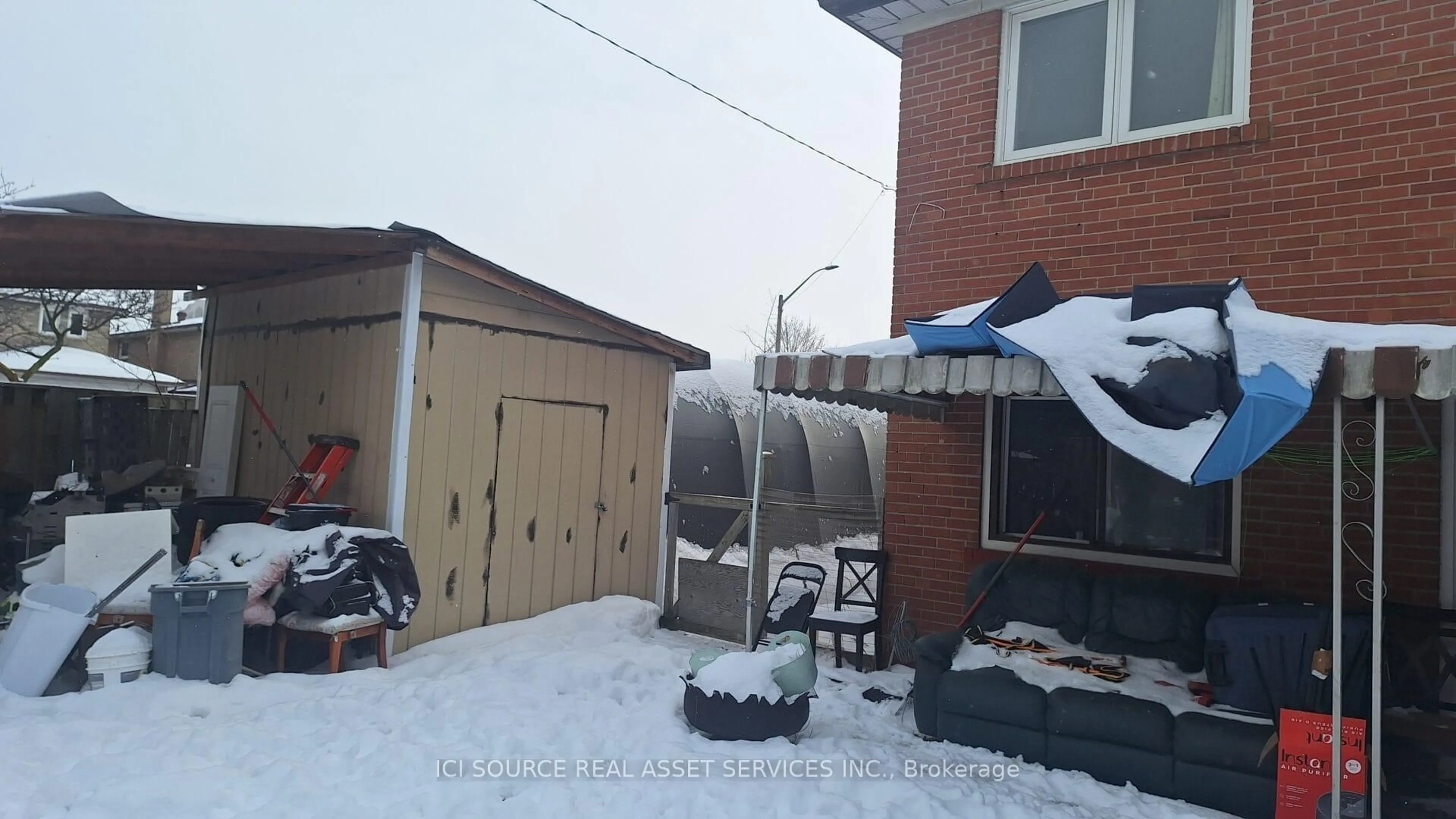 Patio, street for 7053 Harwick Dr, Mississauga Ontario L4T 3A3