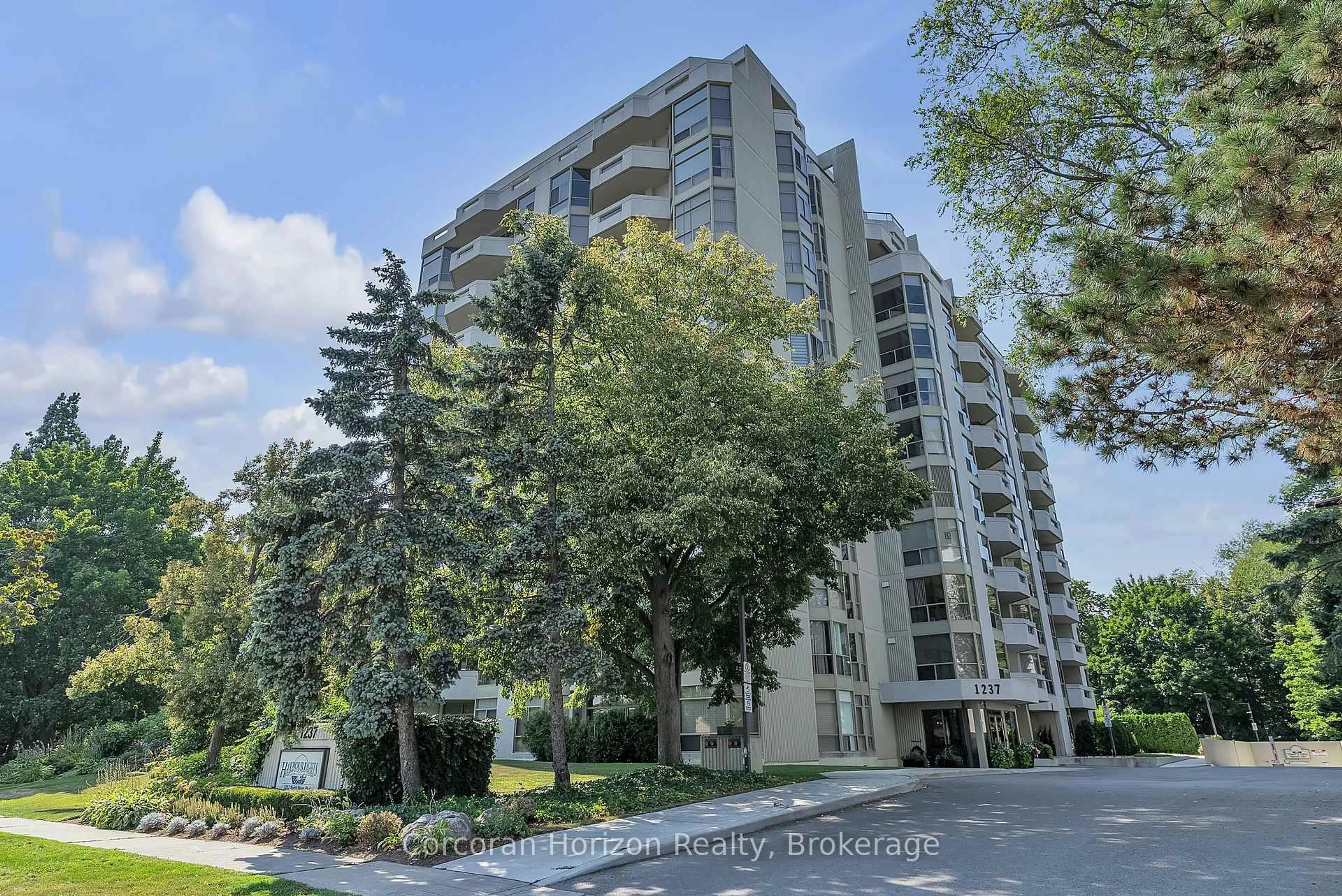 Unknown for 1237 North Shore Blvd #1201, Burlington Ontario L7S 2H8
