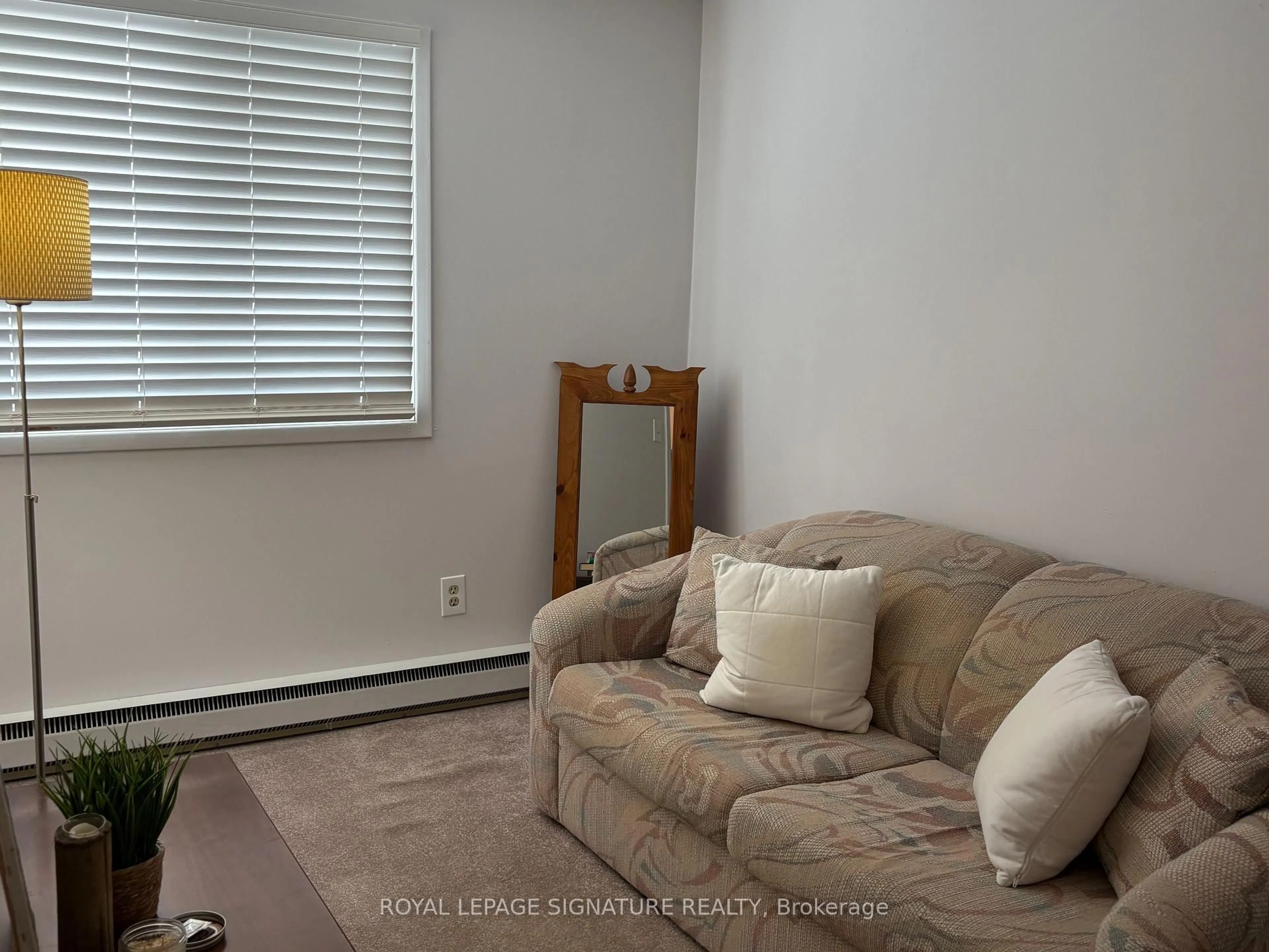 Living room with furniture, floor is not visible for 19 Grand River Crt, Brampton Ontario L6S 2J8