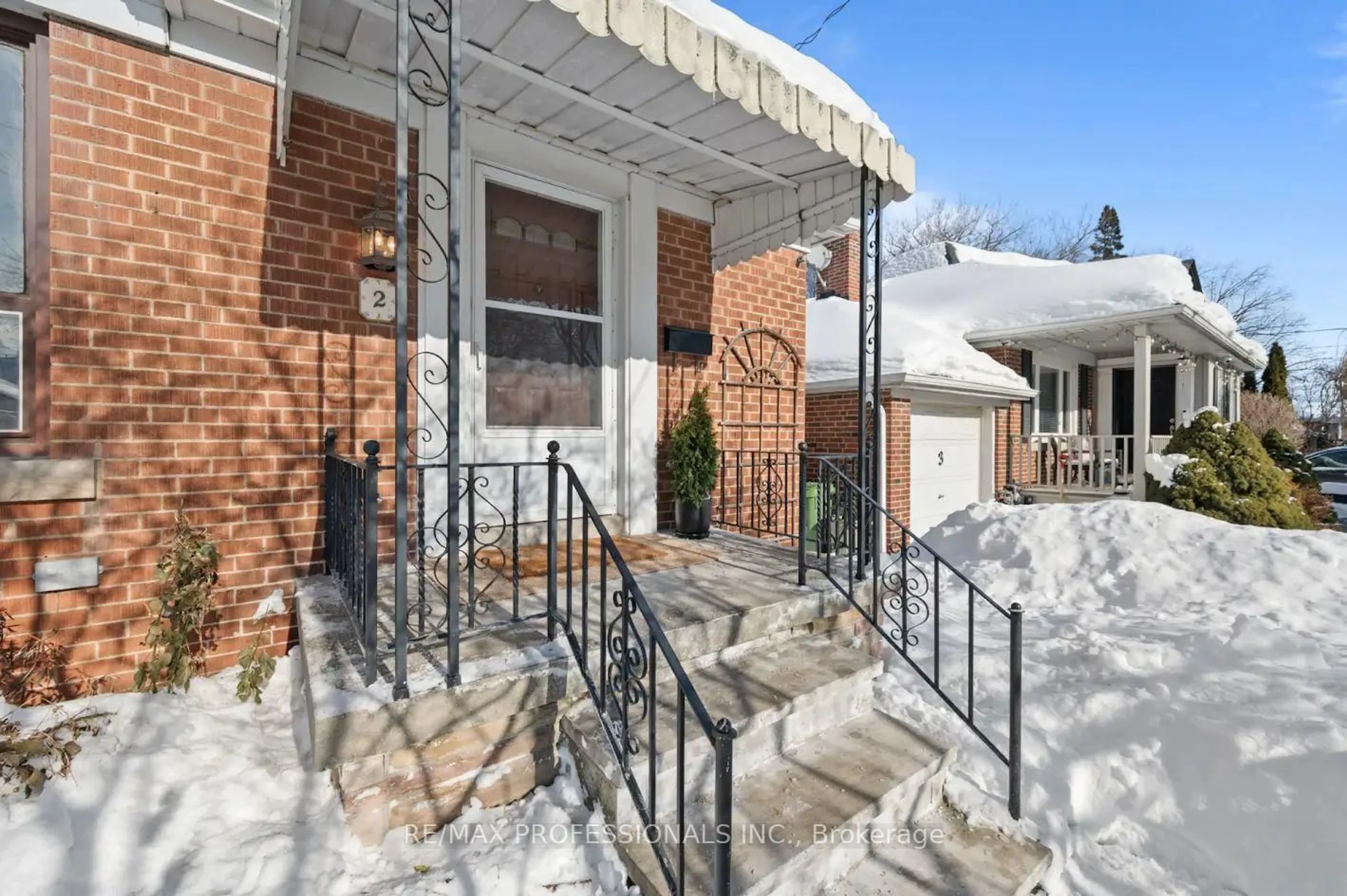 Home with brick exterior material, street for 2 Greenmount Crt, Toronto Ontario M8Y 1Y1