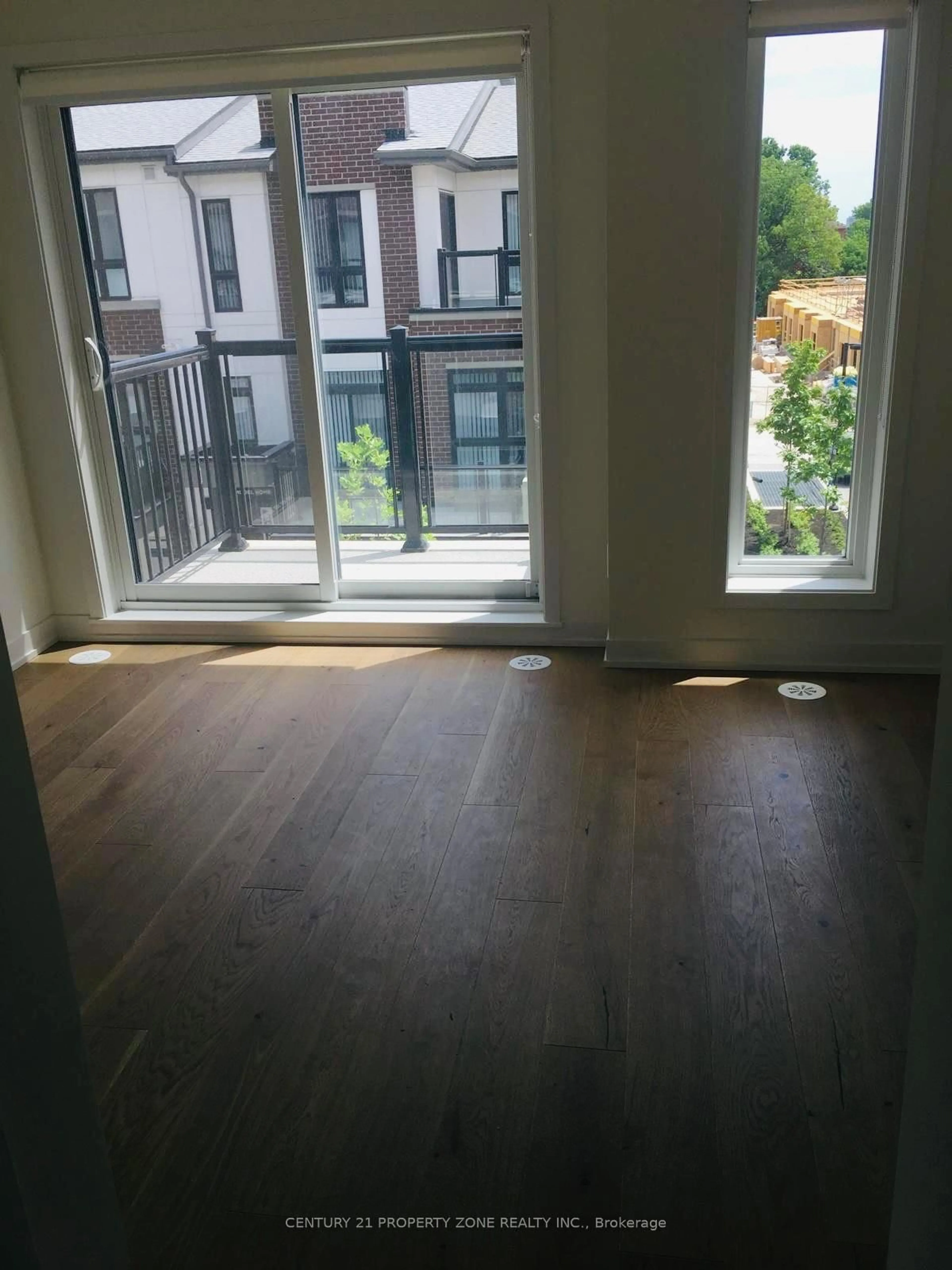 A pic of a room for 110 Canon Jackson Dr #102, Toronto Ontario M6M 0C1