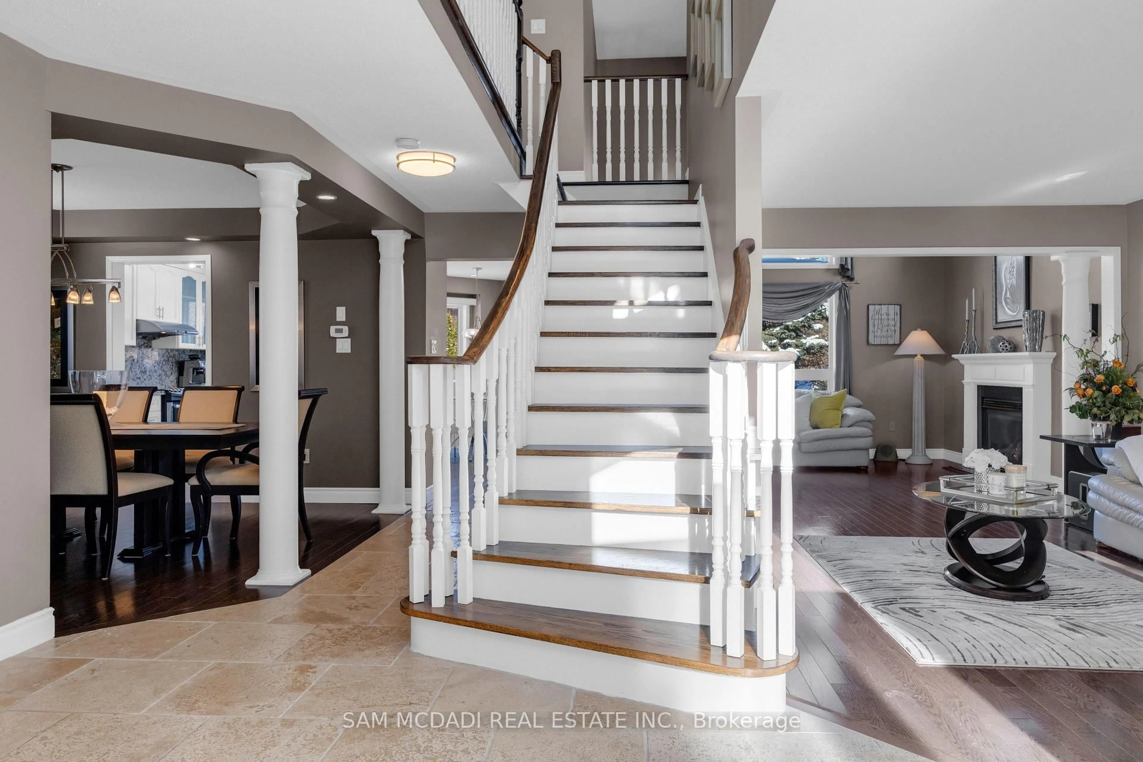 Unknown for 17 Robinson Rd, Halton Hills Ontario L7G 6G5