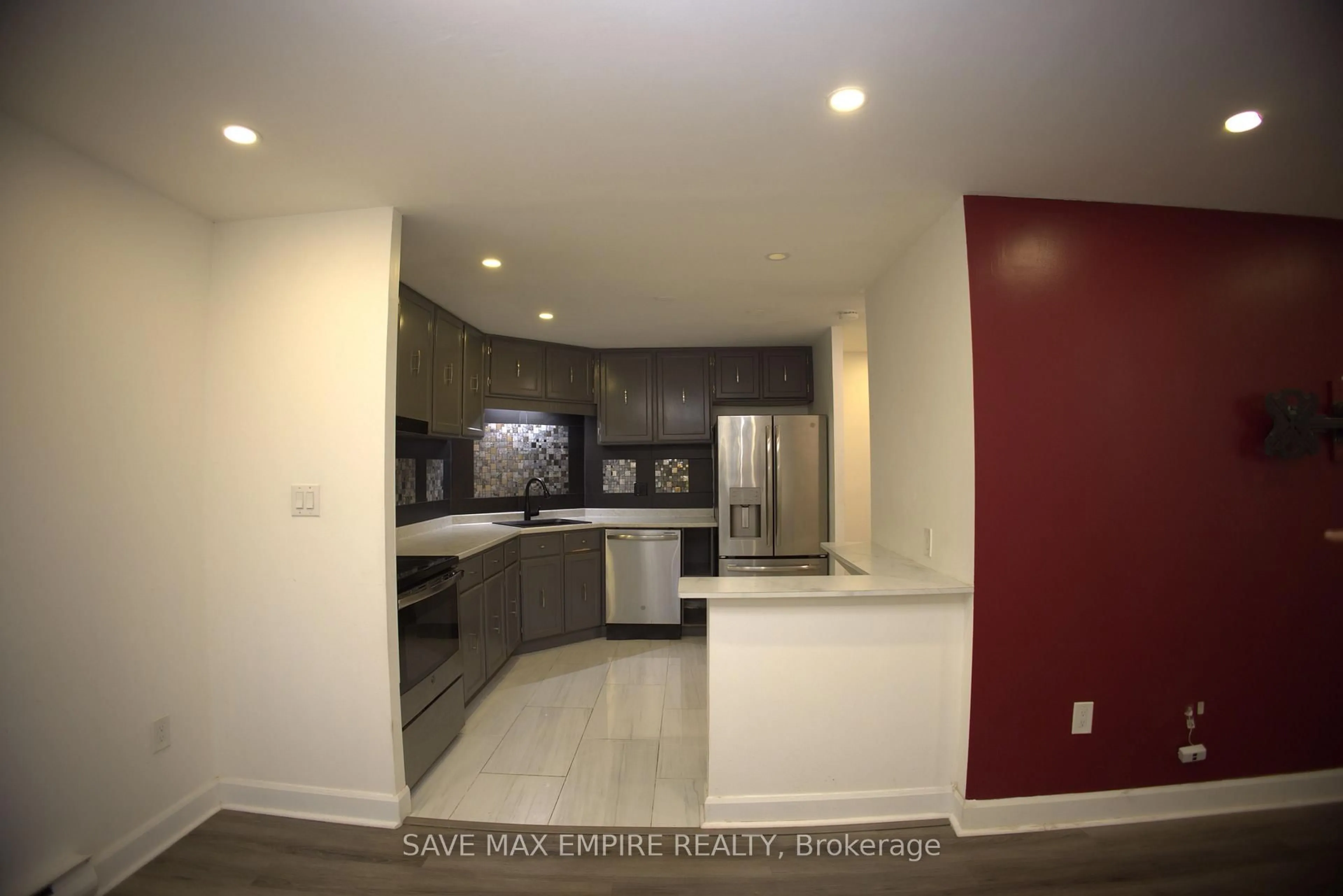 Open concept kitchen, ceramic/tile floor for 2035 South Millway #27, Mississauga Ontario L5L 1R8