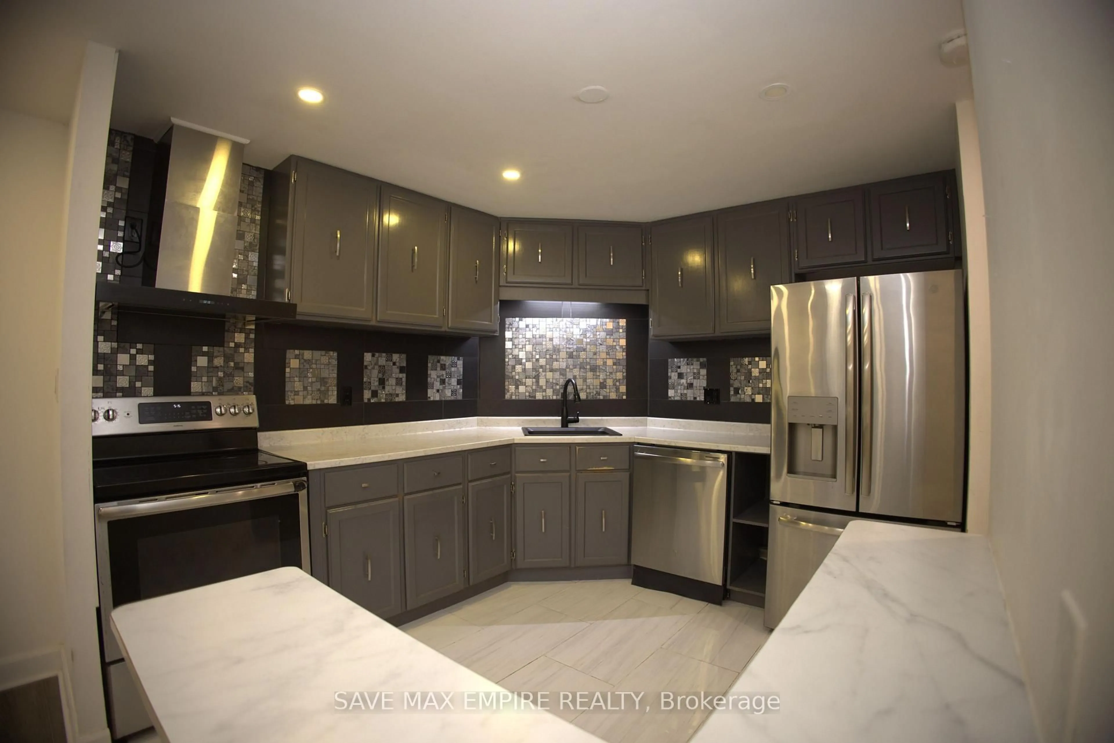 Contemporary kitchen, ceramic/tile floor for 2035 South Millway #27, Mississauga Ontario L5L 1R8