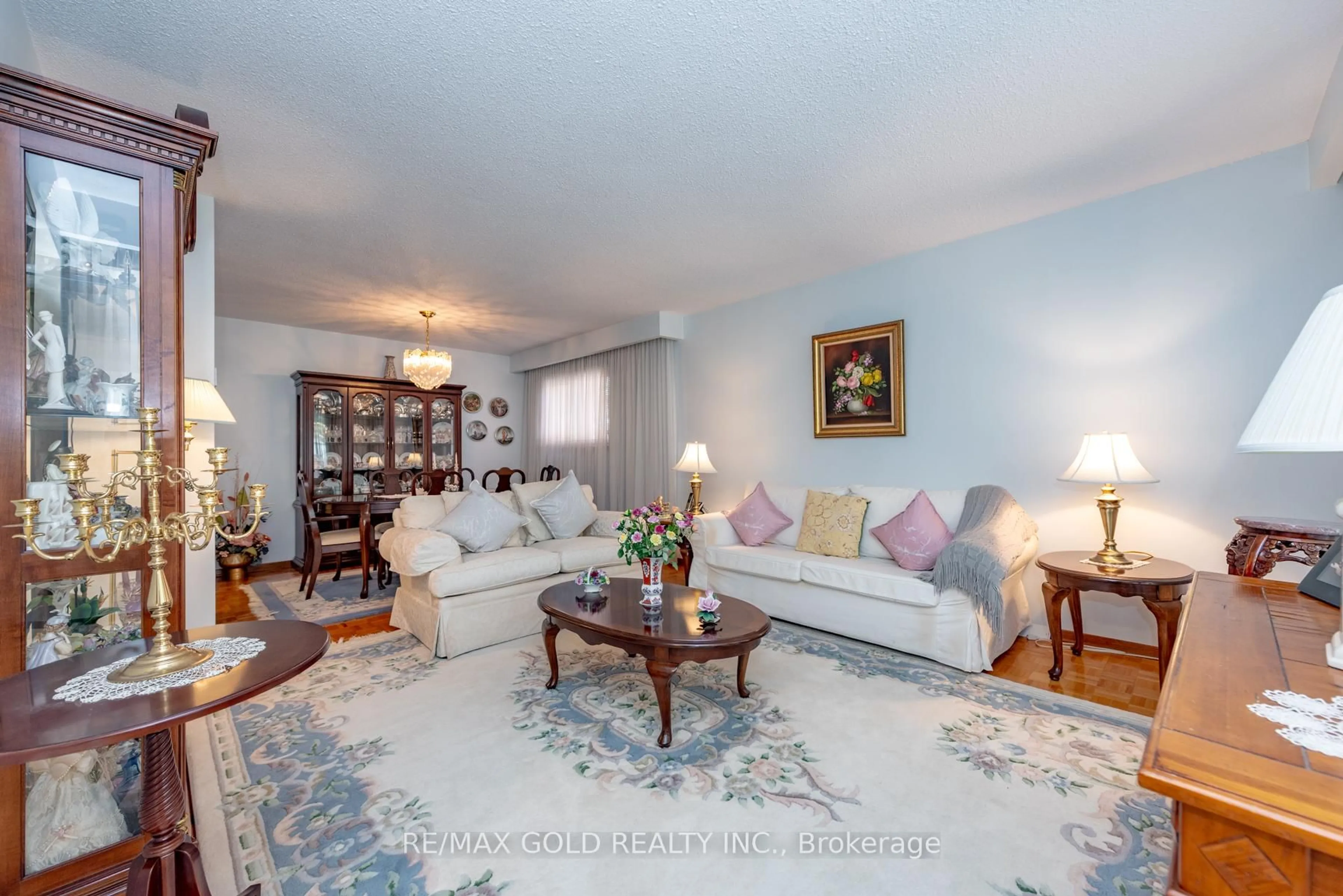 Living room with furniture, unknown for 64 Malcolm Cres, Brampton Ontario L6S 3C8