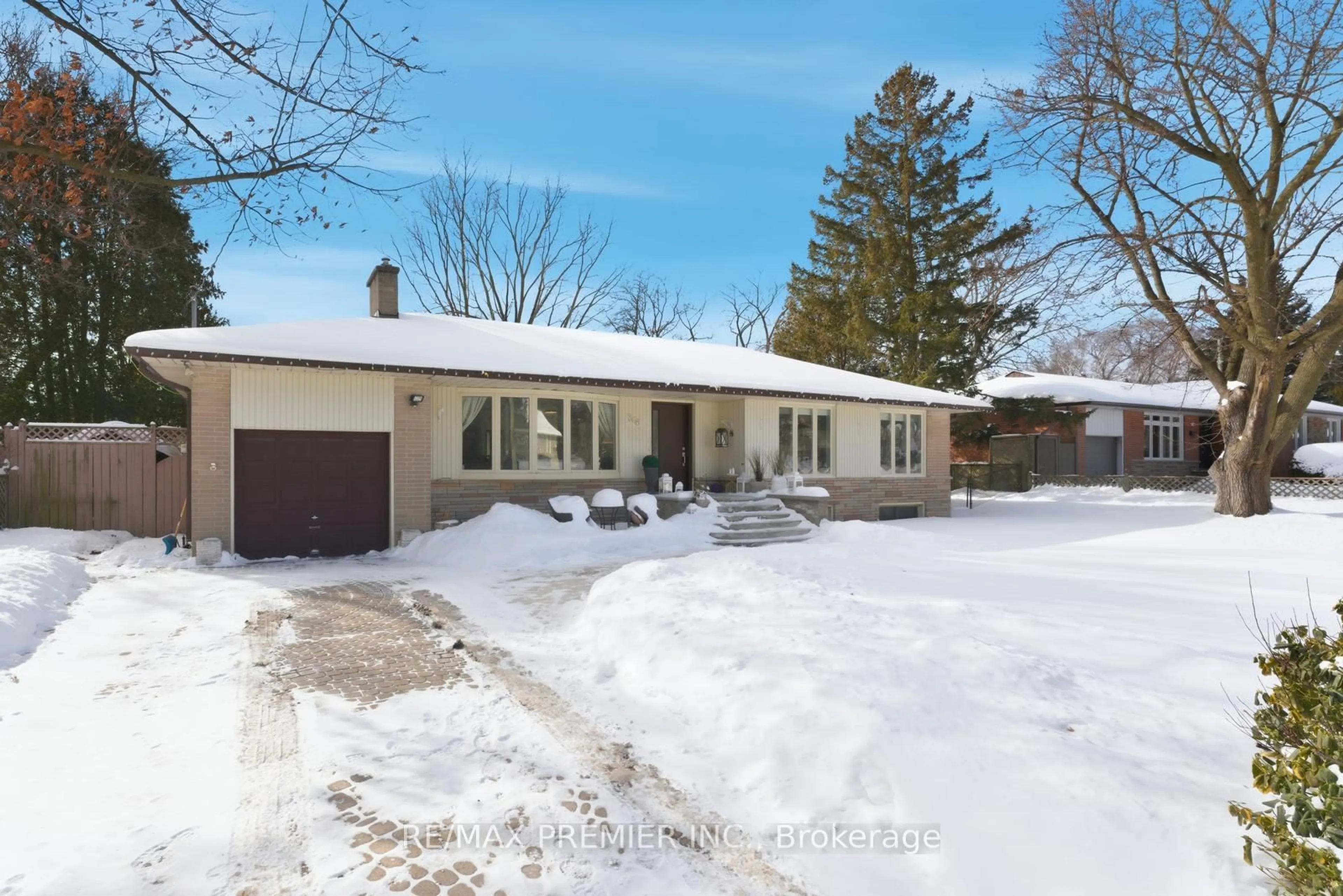 Unknown for 368 Lees Lane, Oakville Ontario L6L 4S5