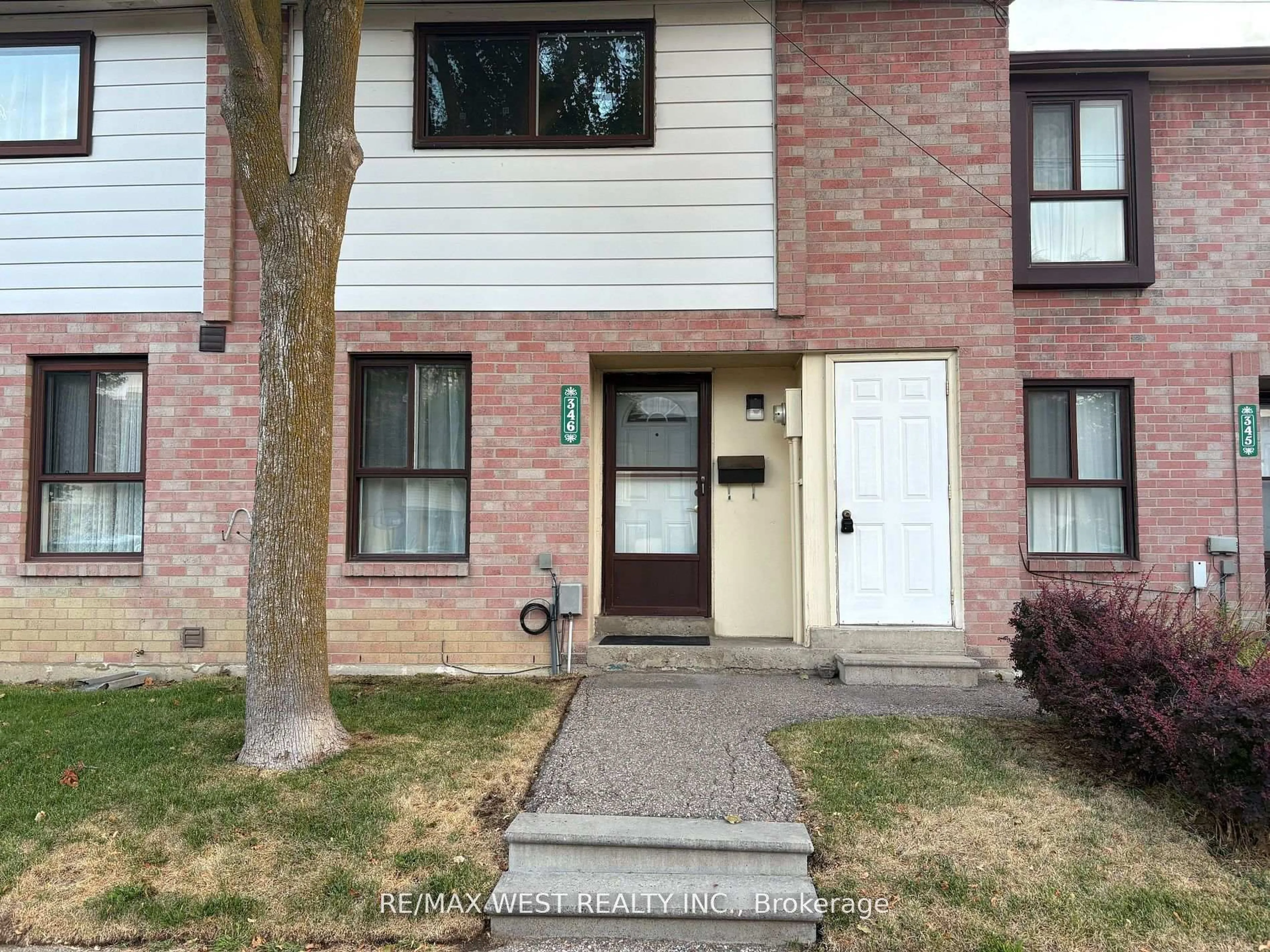 Unknown for 346 Fleetwood Cres, Brampton Ontario L6T 2E7