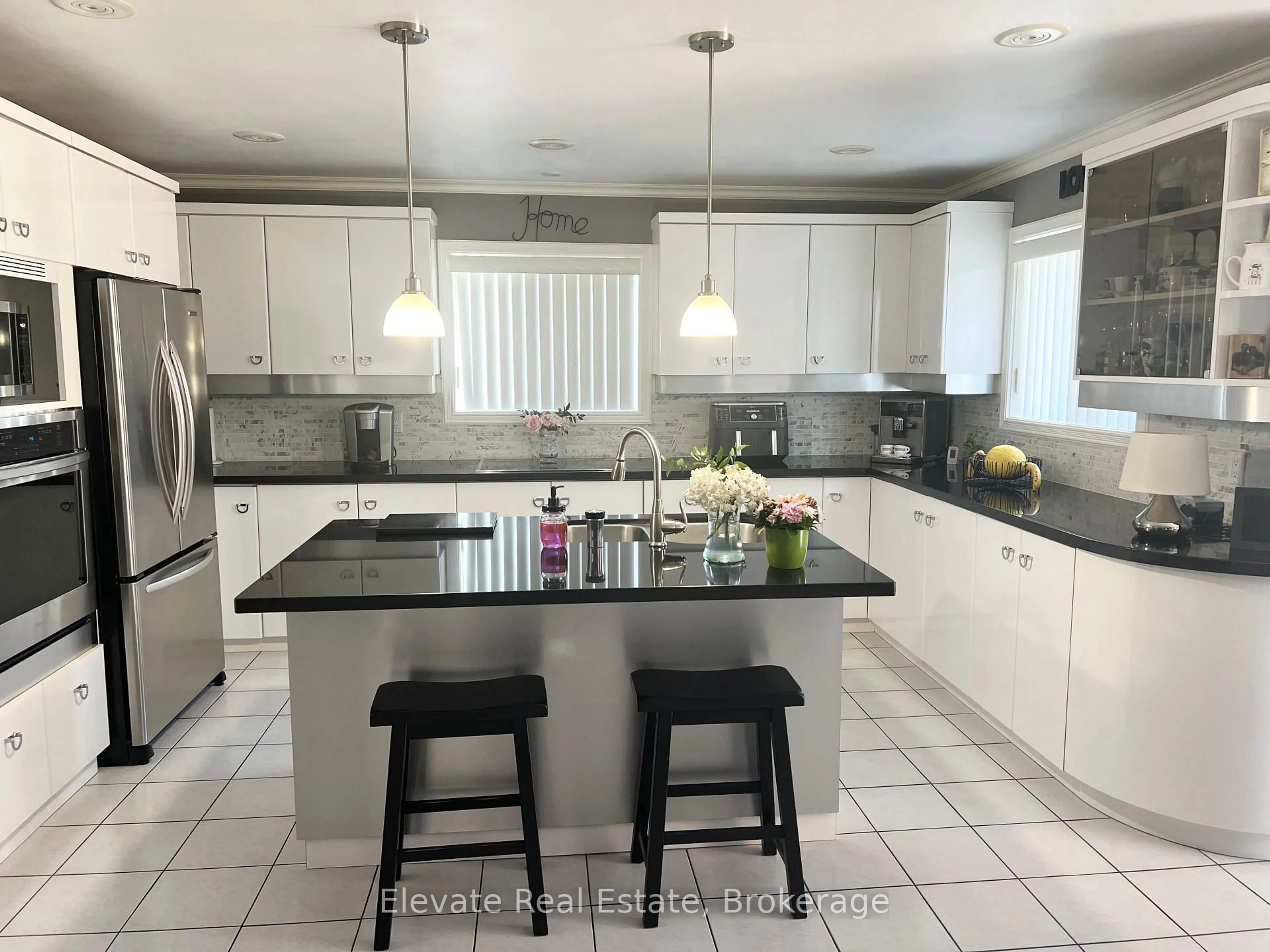 Unknown for 16 Fenton Way, Brampton Ontario L6P 0P5