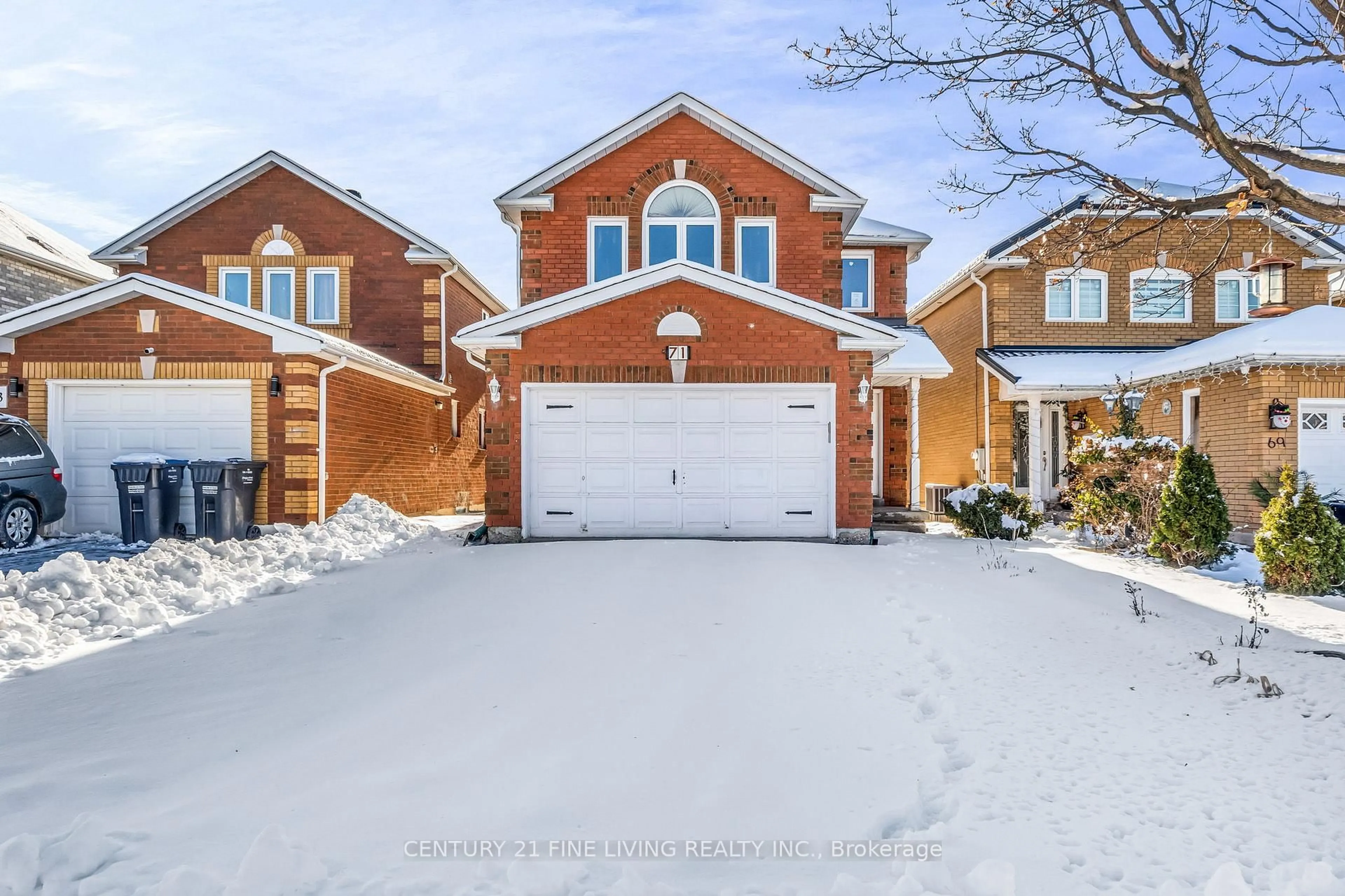 Home with brick exterior material, street for 71 Ravenscliffe Crt, Brampton Ontario L6X 4N9