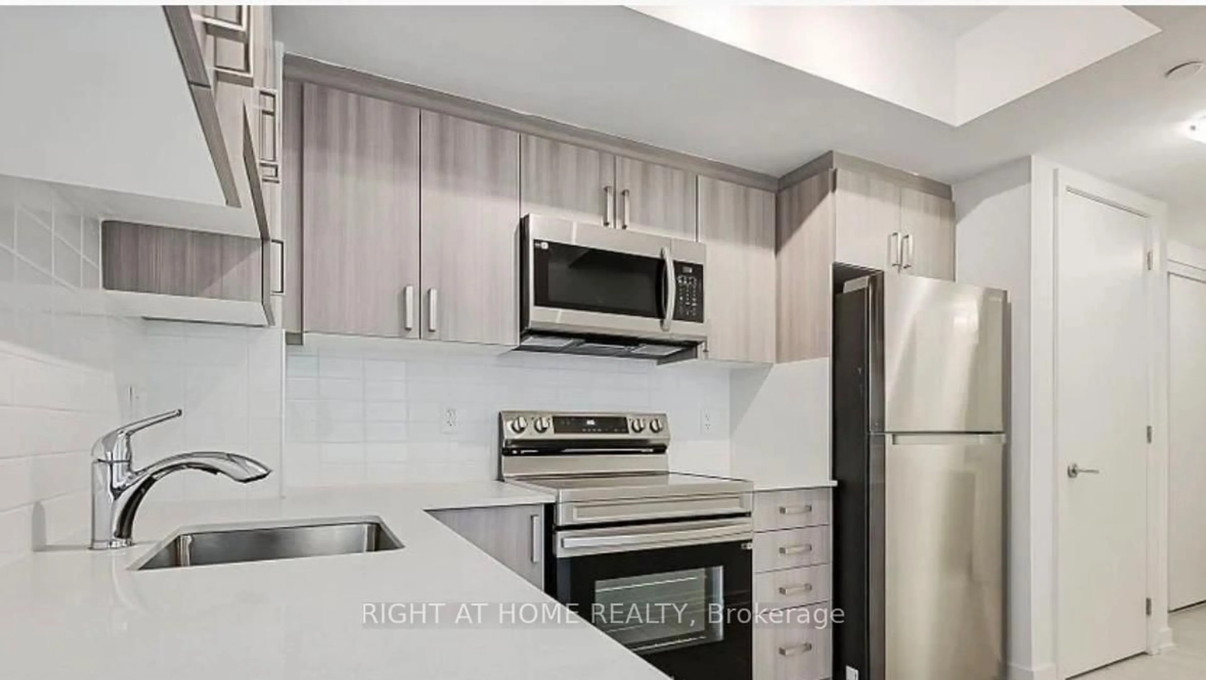 Standard kitchen, unknown for 556 MARLEE Ave #521, Toronto Ontario M6B 0B1