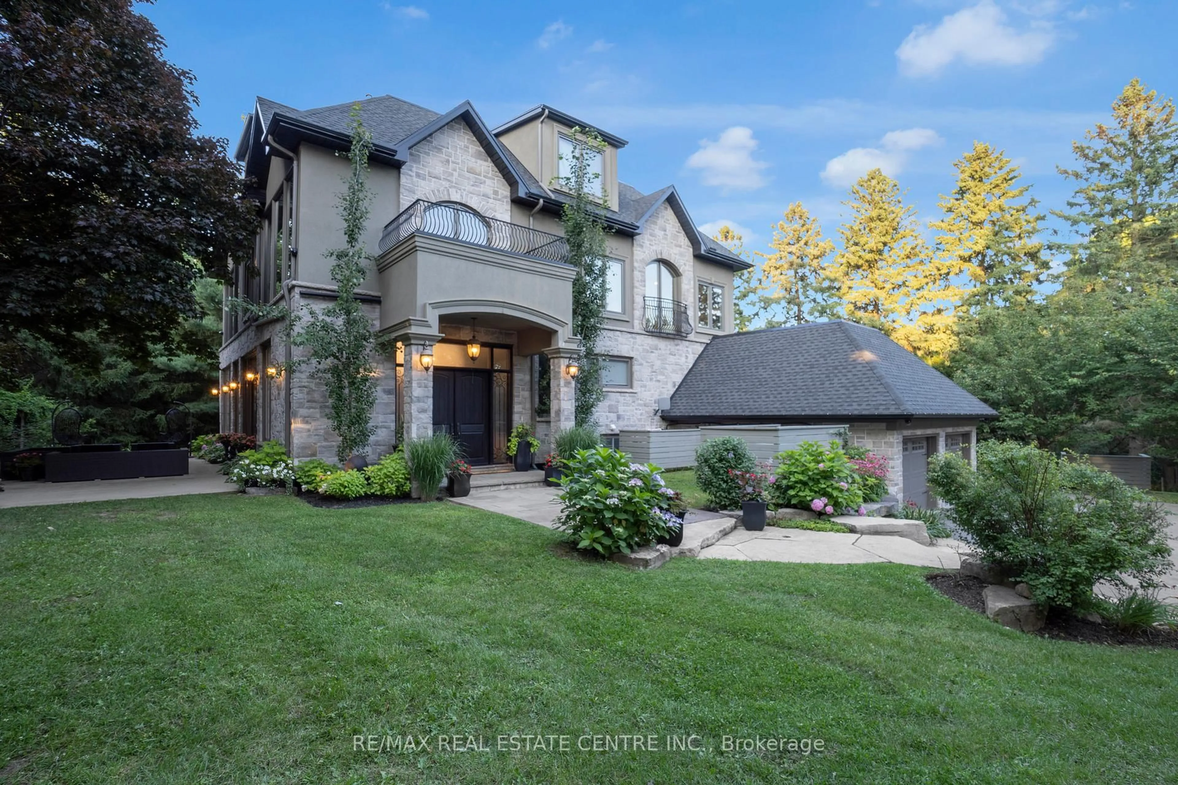 Home with brick exterior material, street for 1175 Derry Rd, Milton Ontario L0P 1B0