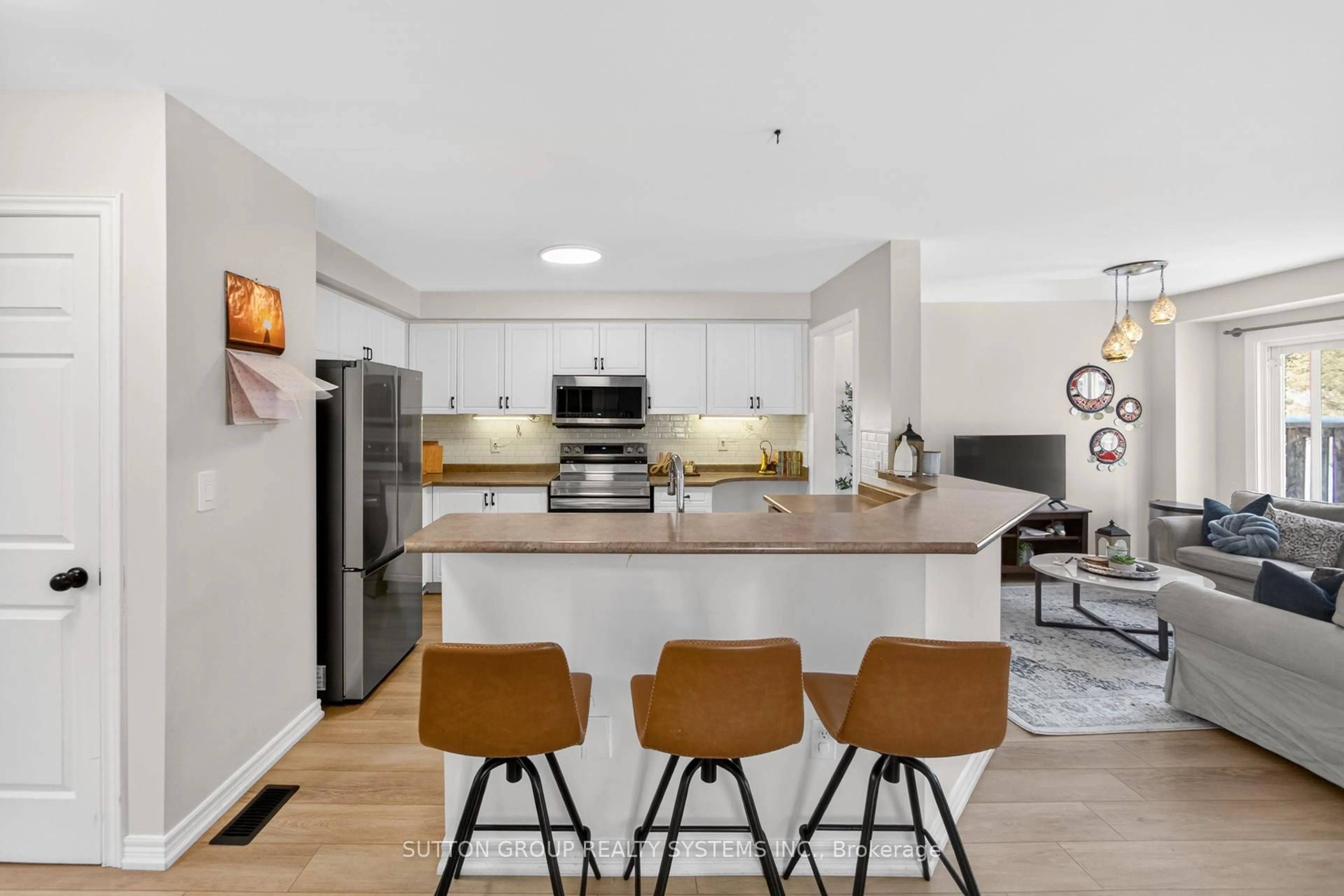 Open concept kitchen, unknown for 2871 Darien Rd #35, Burlington Ontario L7M 4R6