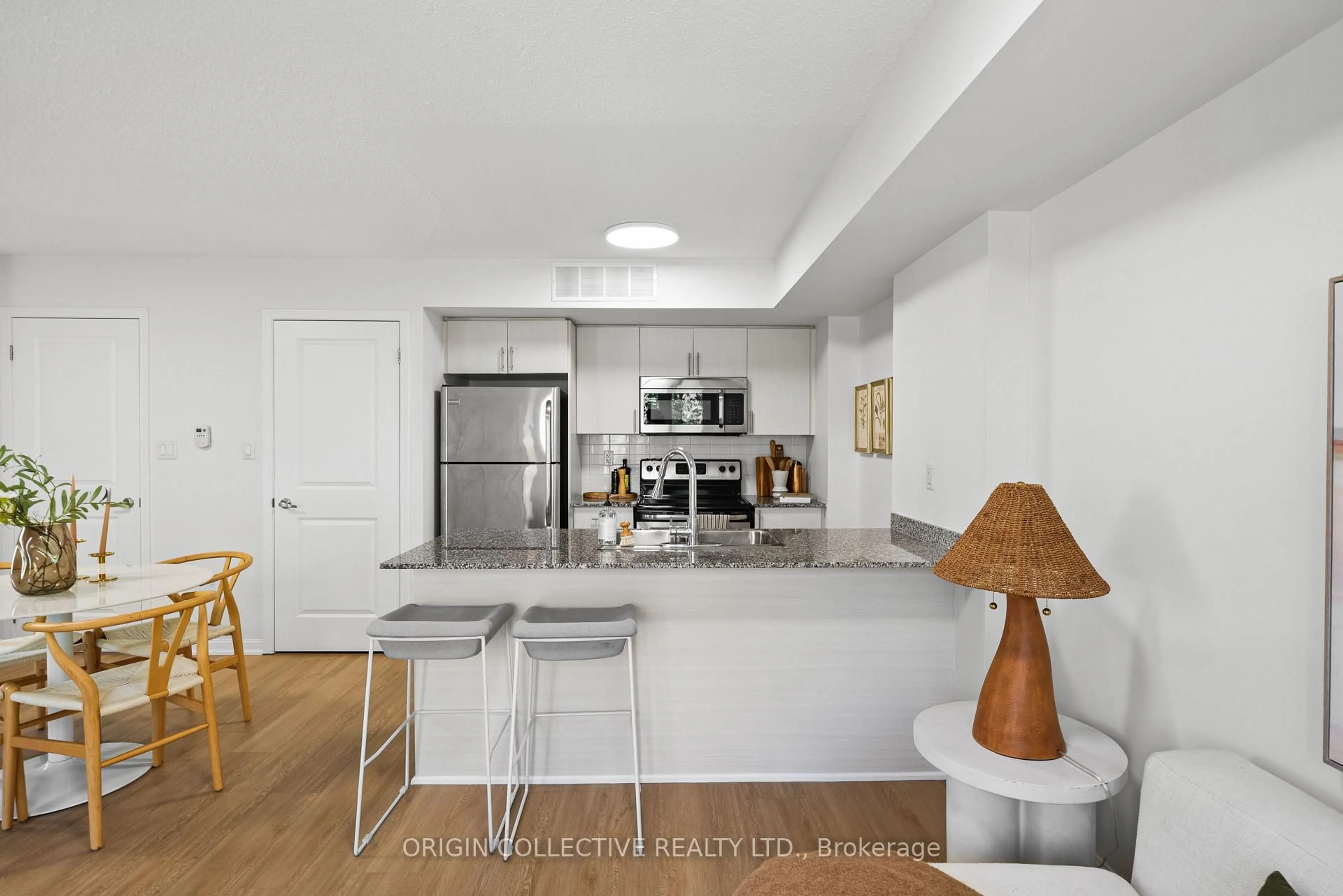 Open concept kitchen, unknown for 11 Foundry Ave #229, Toronto Ontario M6H 0B7