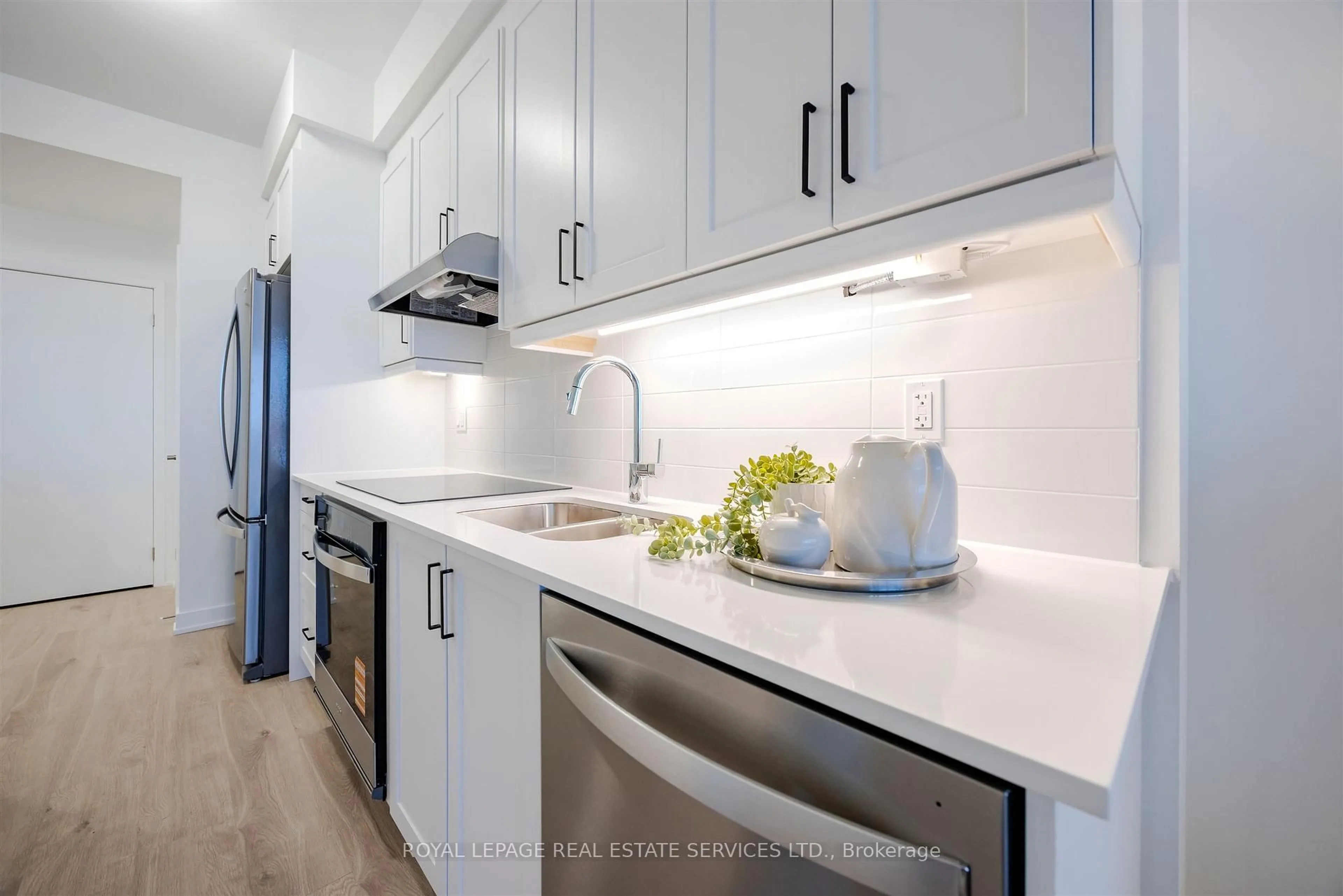 Unknown for 1035 Southdown Rd #1508, Mississauga Ontario L5J 0A2