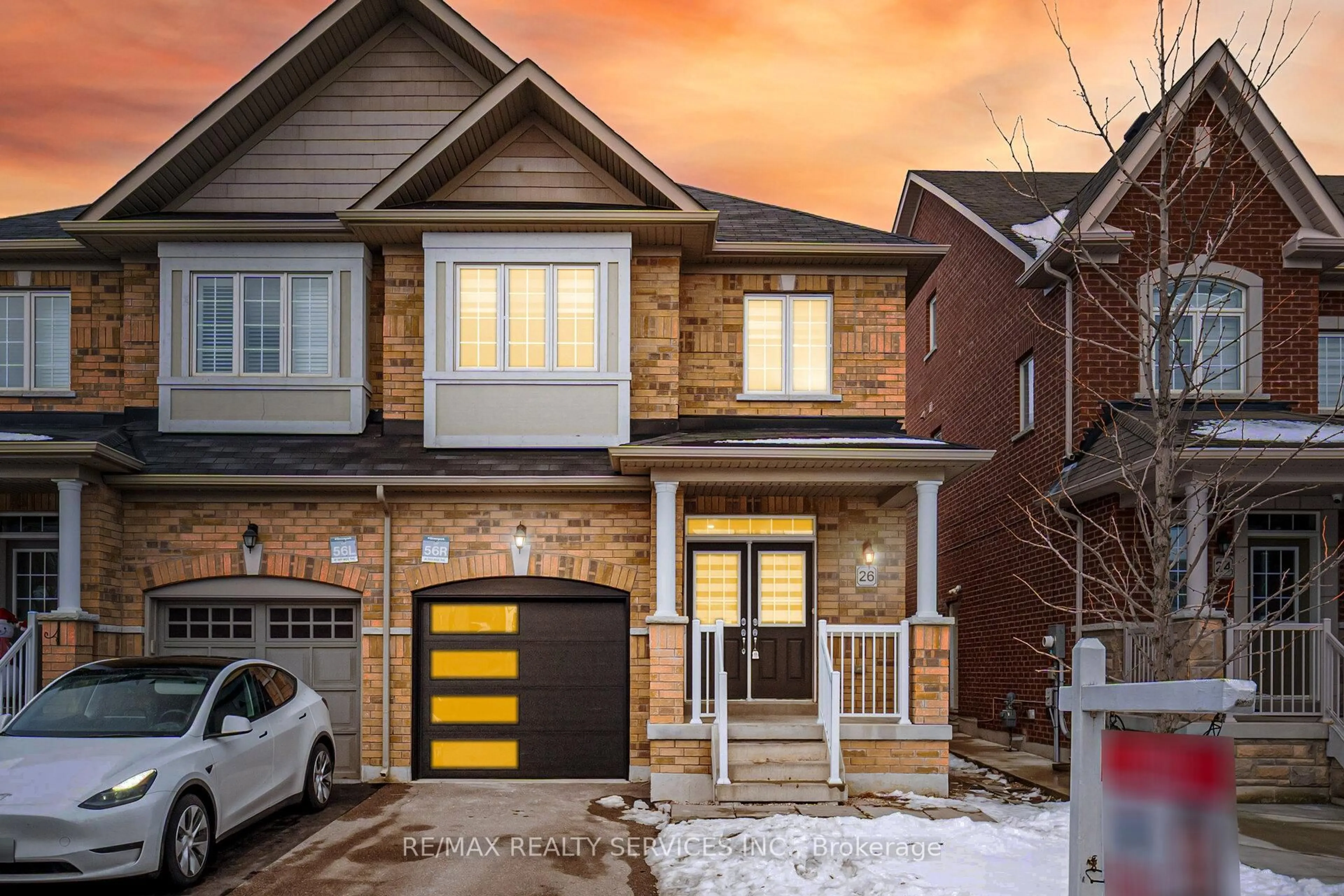 Home with brick exterior material, street for 26 Deer Ridge Tr, Caledon Ontario L7C 3Z6