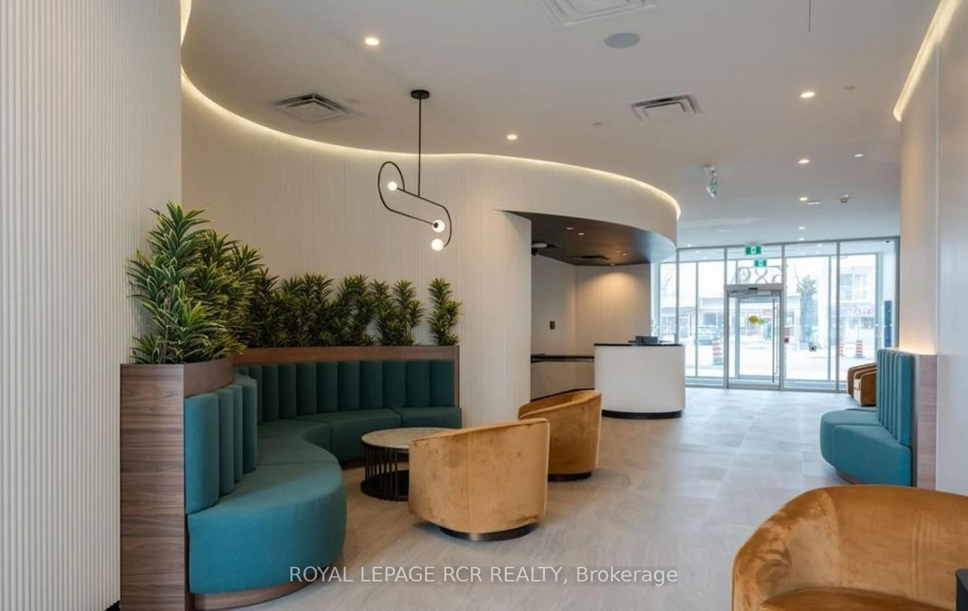 Lobby for 689 The Queenway #321, Toronto Ontario M8Y 0C8