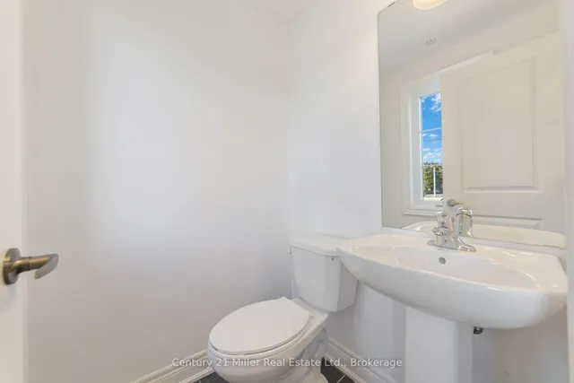 2150 Trafalgar Rd #50, Oakville 3