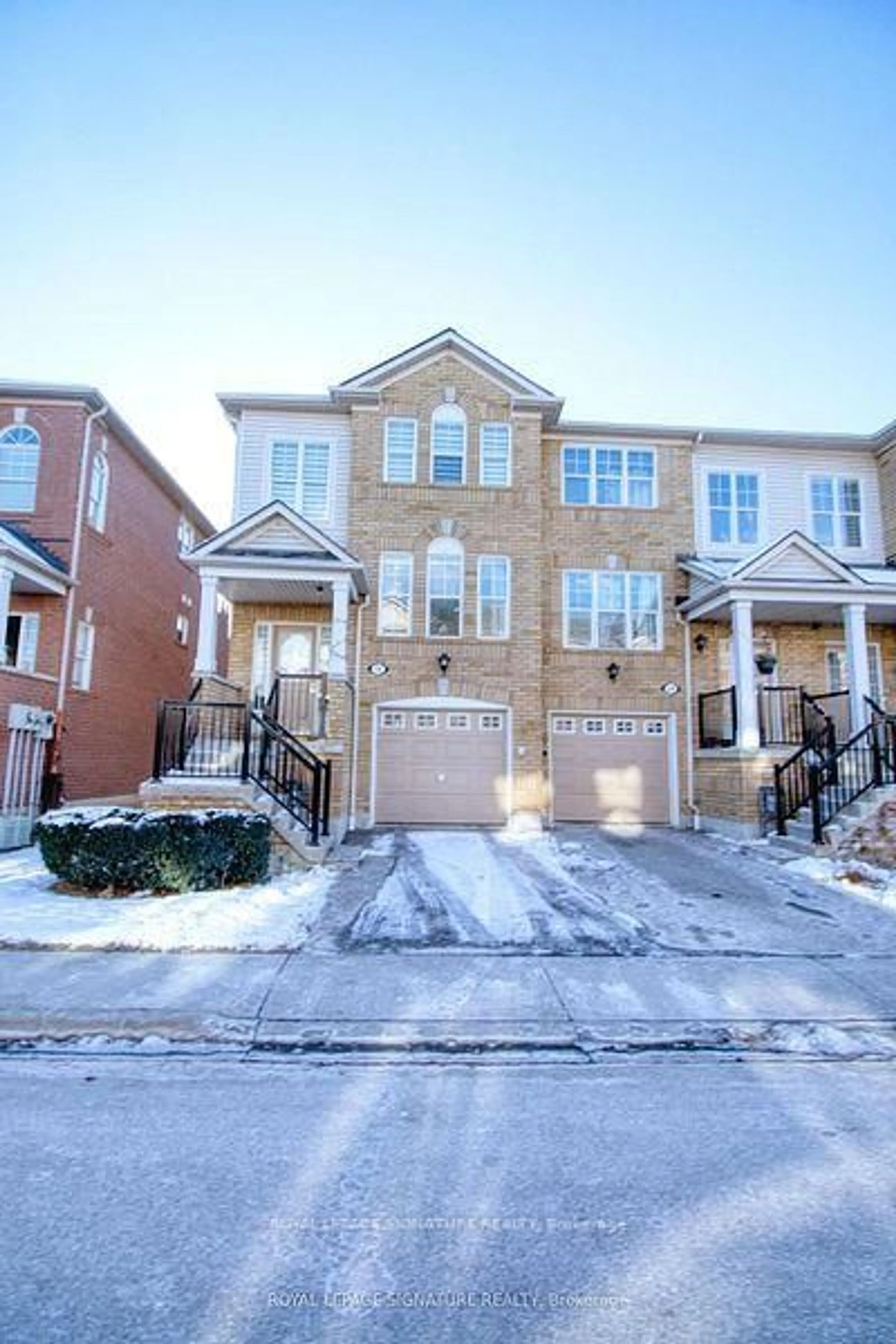 Home with brick exterior material, street for 5980 Whitehorn Ave #52, Mississauga Ontario L5V 2Y2