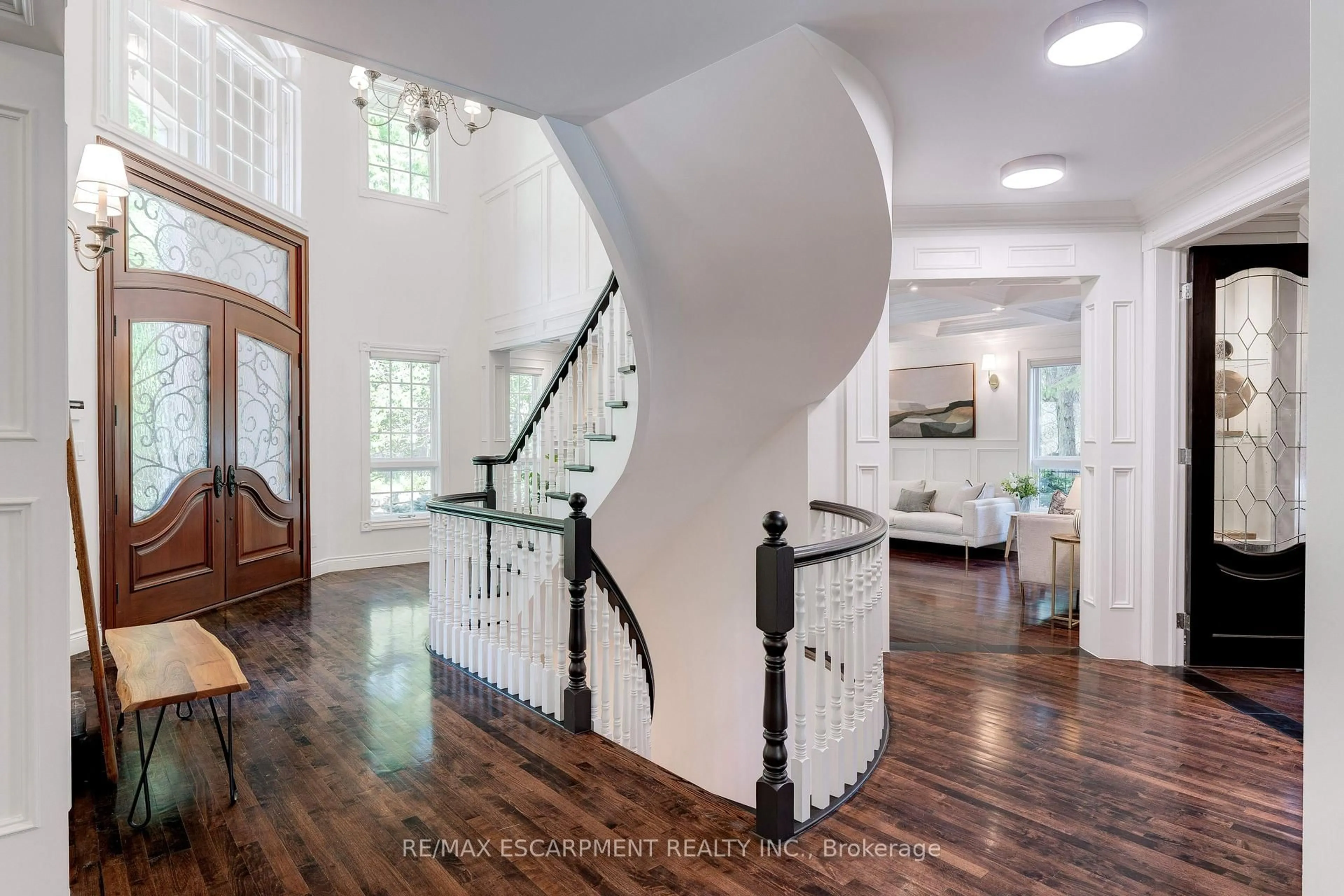 Unknown for 106 Appleby Pl, Burlington Ontario L7L 2X1