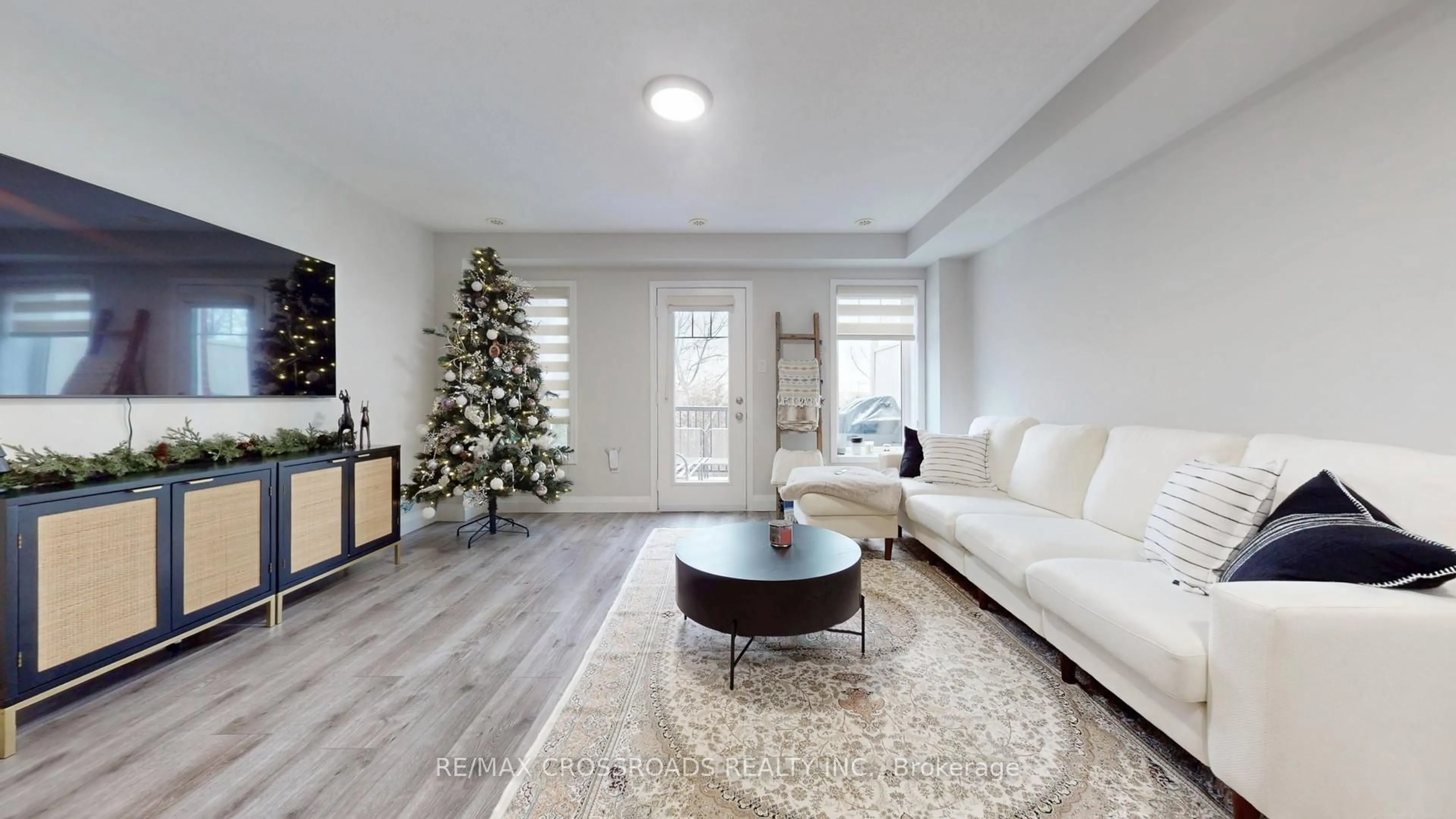 Living room with furniture, unknown for 6020 DERRY Rd #68, Milton Ontario L9T 8L6