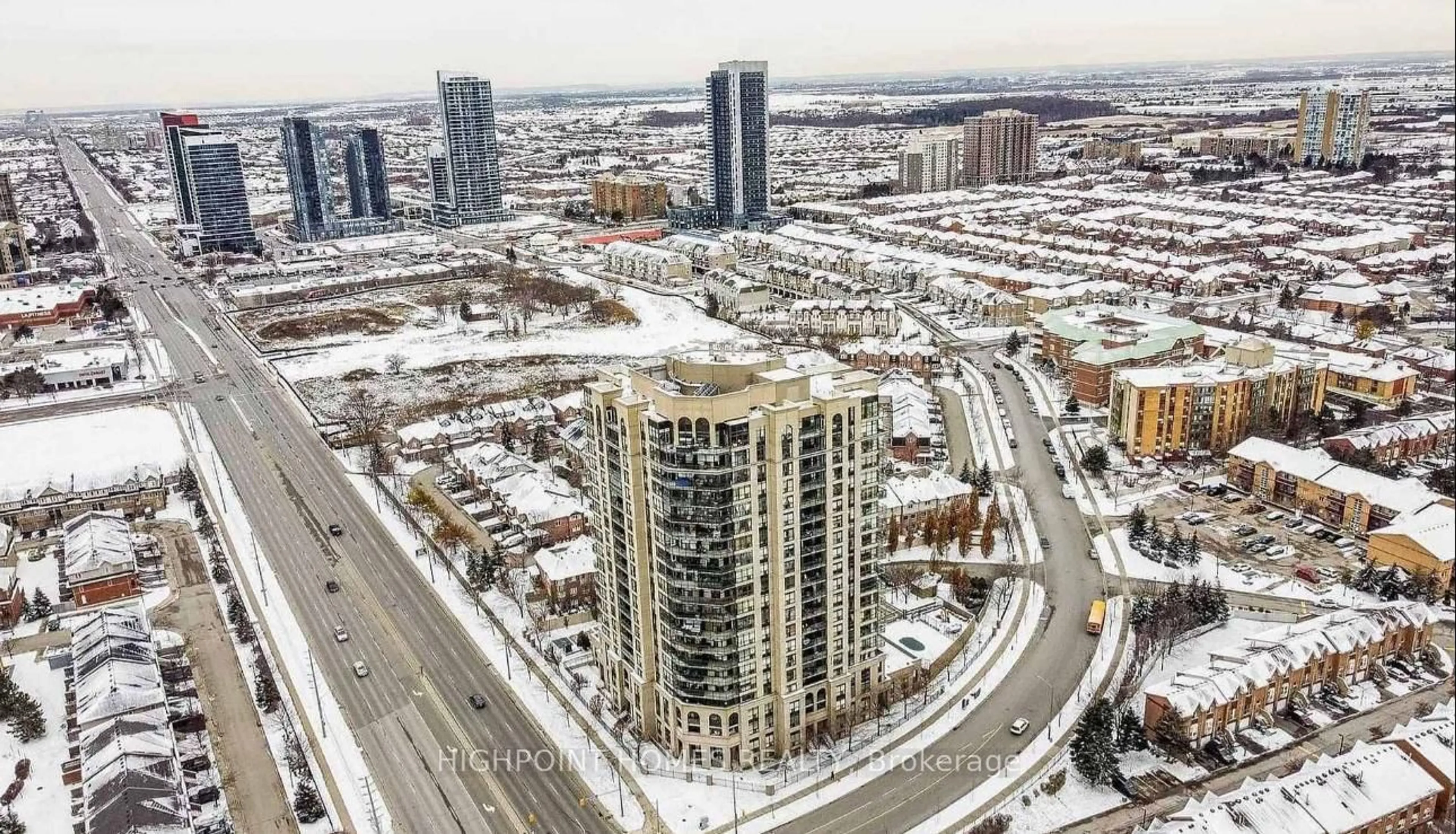 A pic from outside/outdoor area/front of a property/back of a property/a pic from drone, city buildings view from balcony for 220 Forum Dr #103, Mississauga Ontario L4Z 4K1