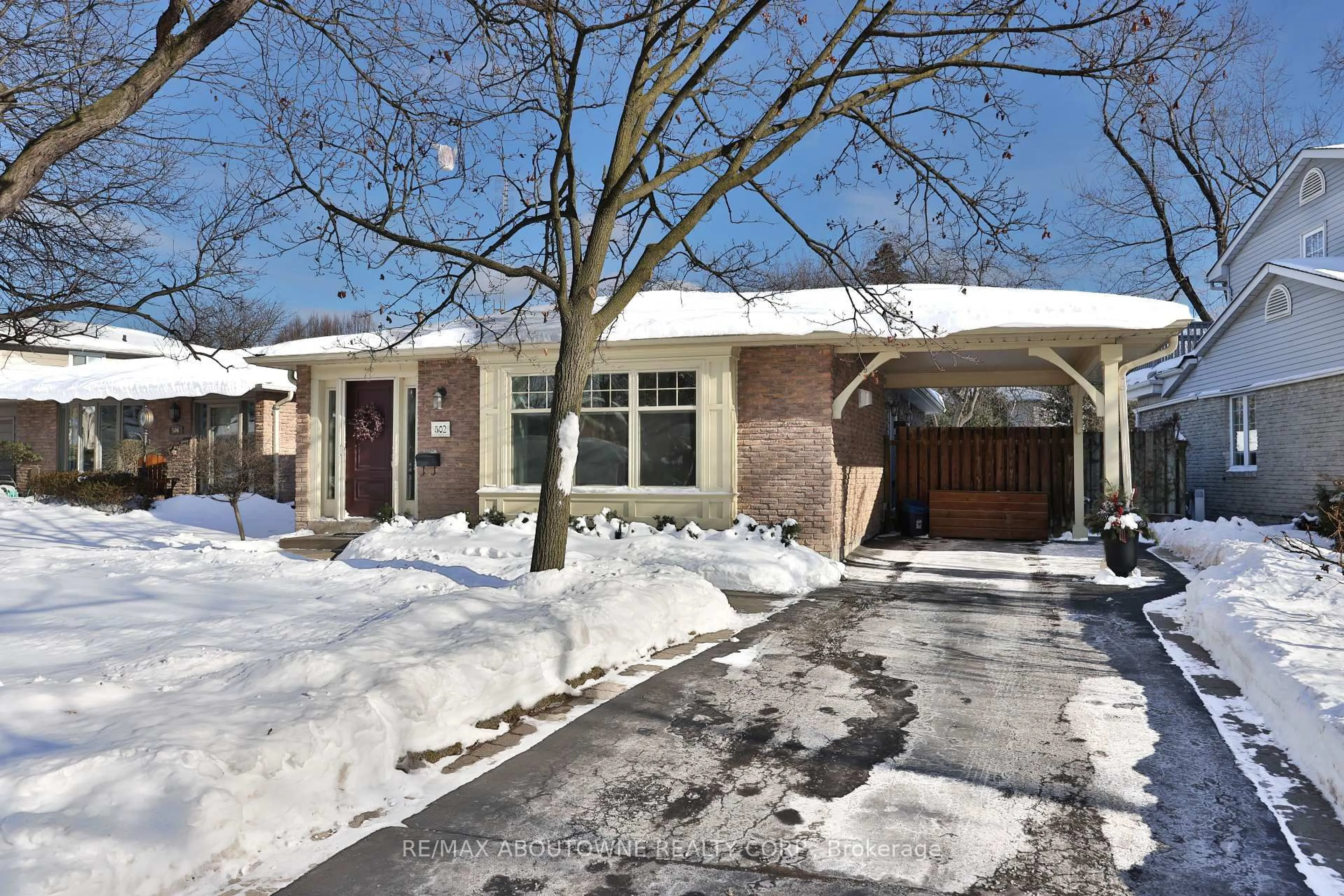Home with brick exterior material, street for 502 Bohemia Cres, Oakville Ontario L6J 2K8