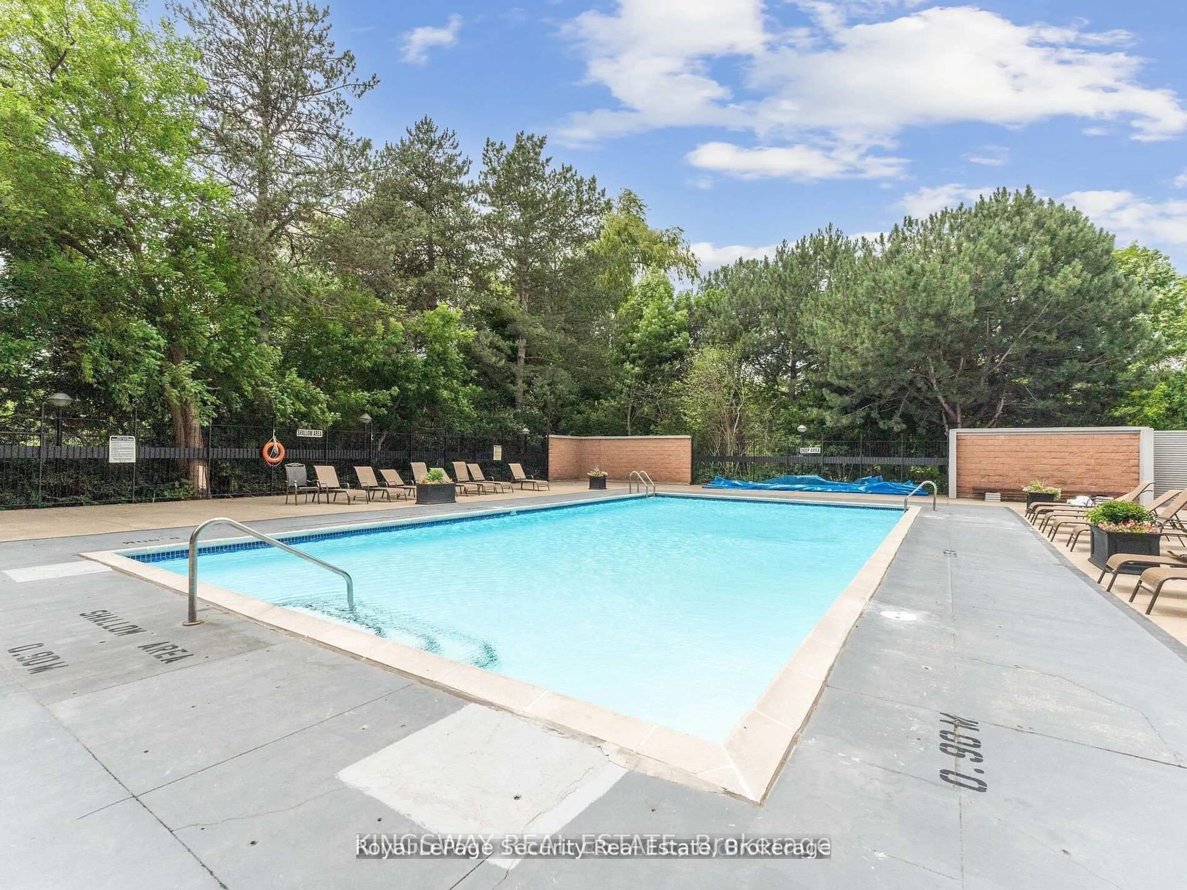 Pool for 240 Scarlett Rd #1504, Toronto Ontario M6N 4X4