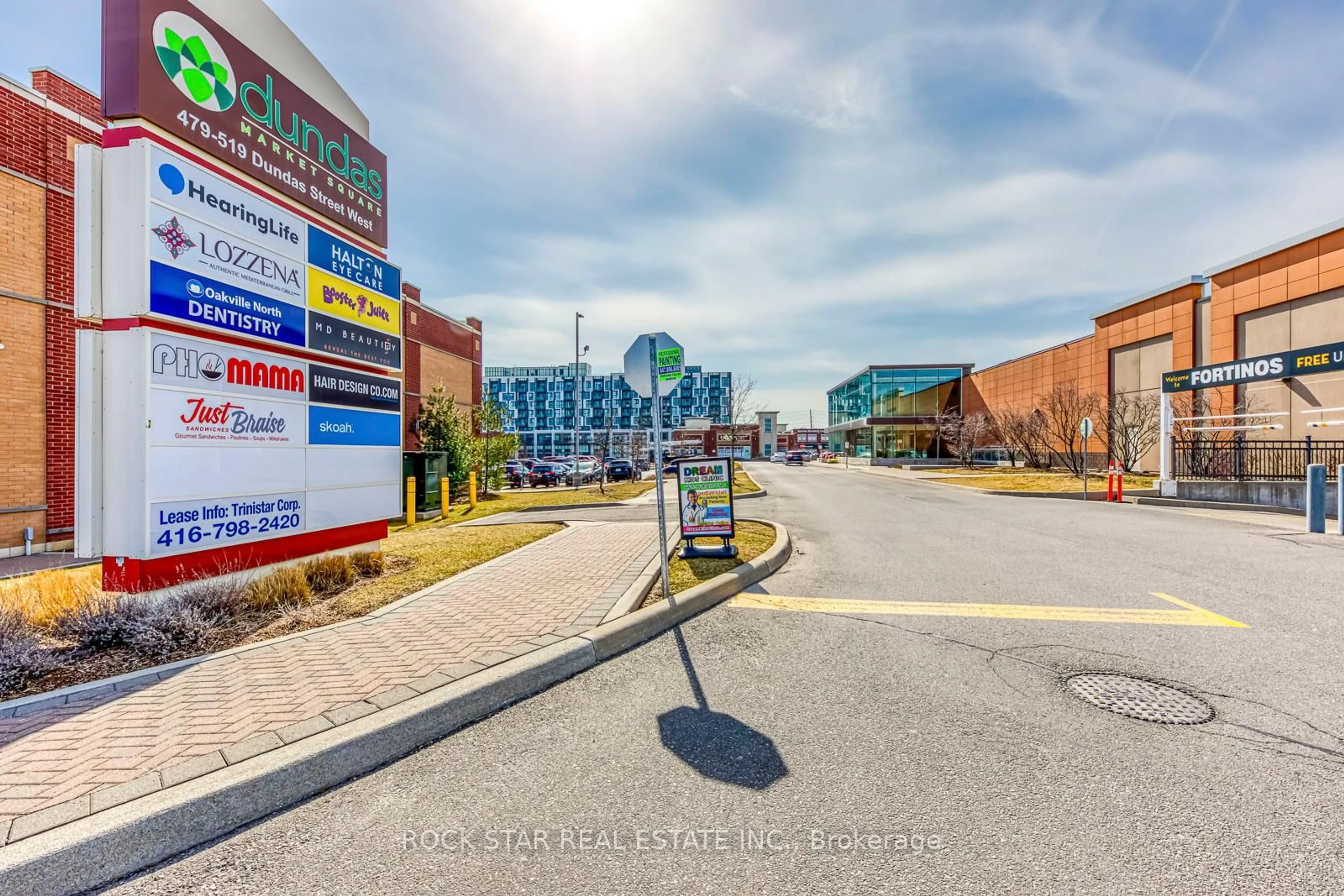 Unknown for 395 Dundas St #601, Oakville Ontario L6M 5R8