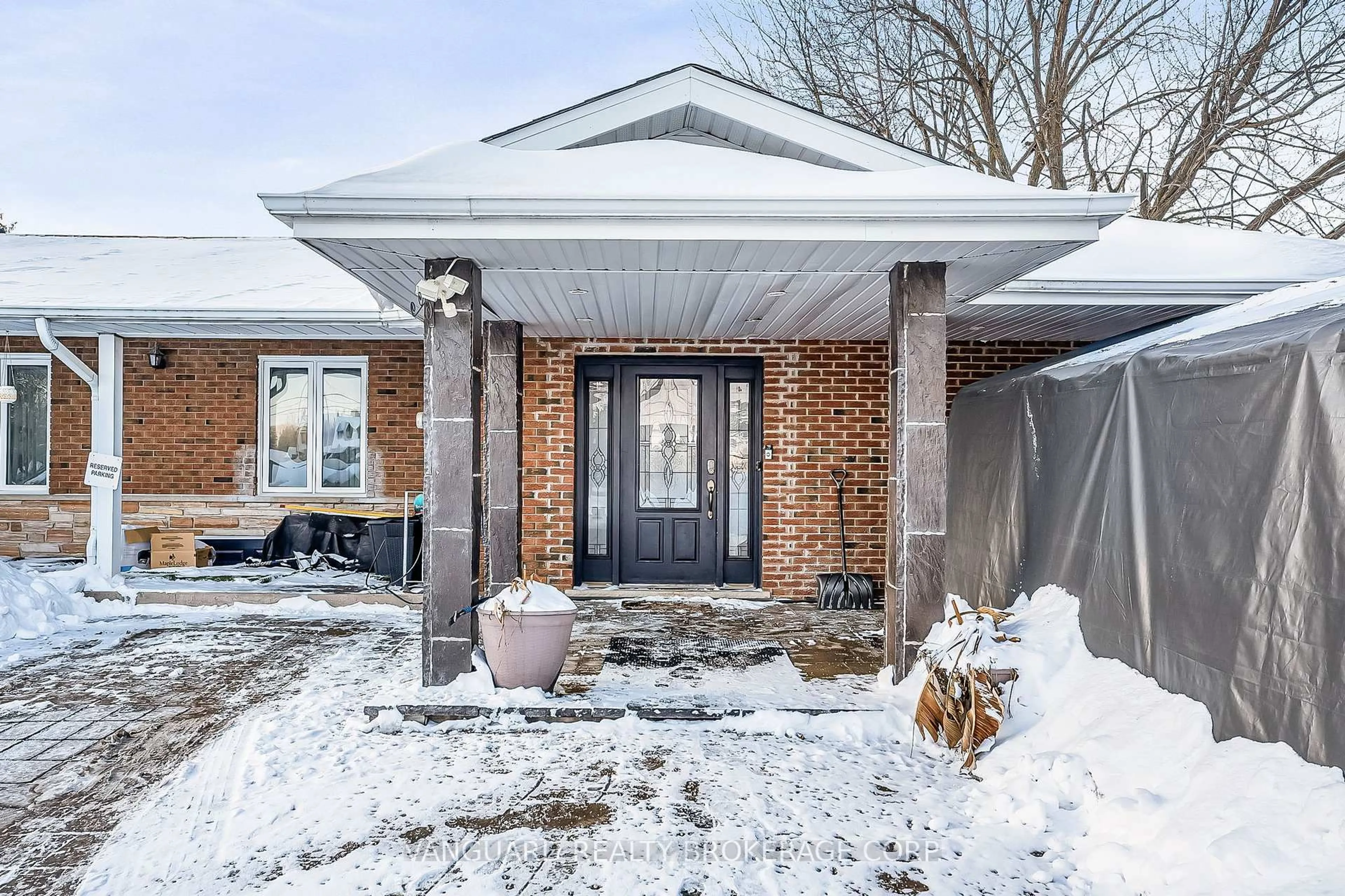 Home with brick exterior material, street for 8070 Hornby Rd, Halton Hills Ontario L0P 1E0