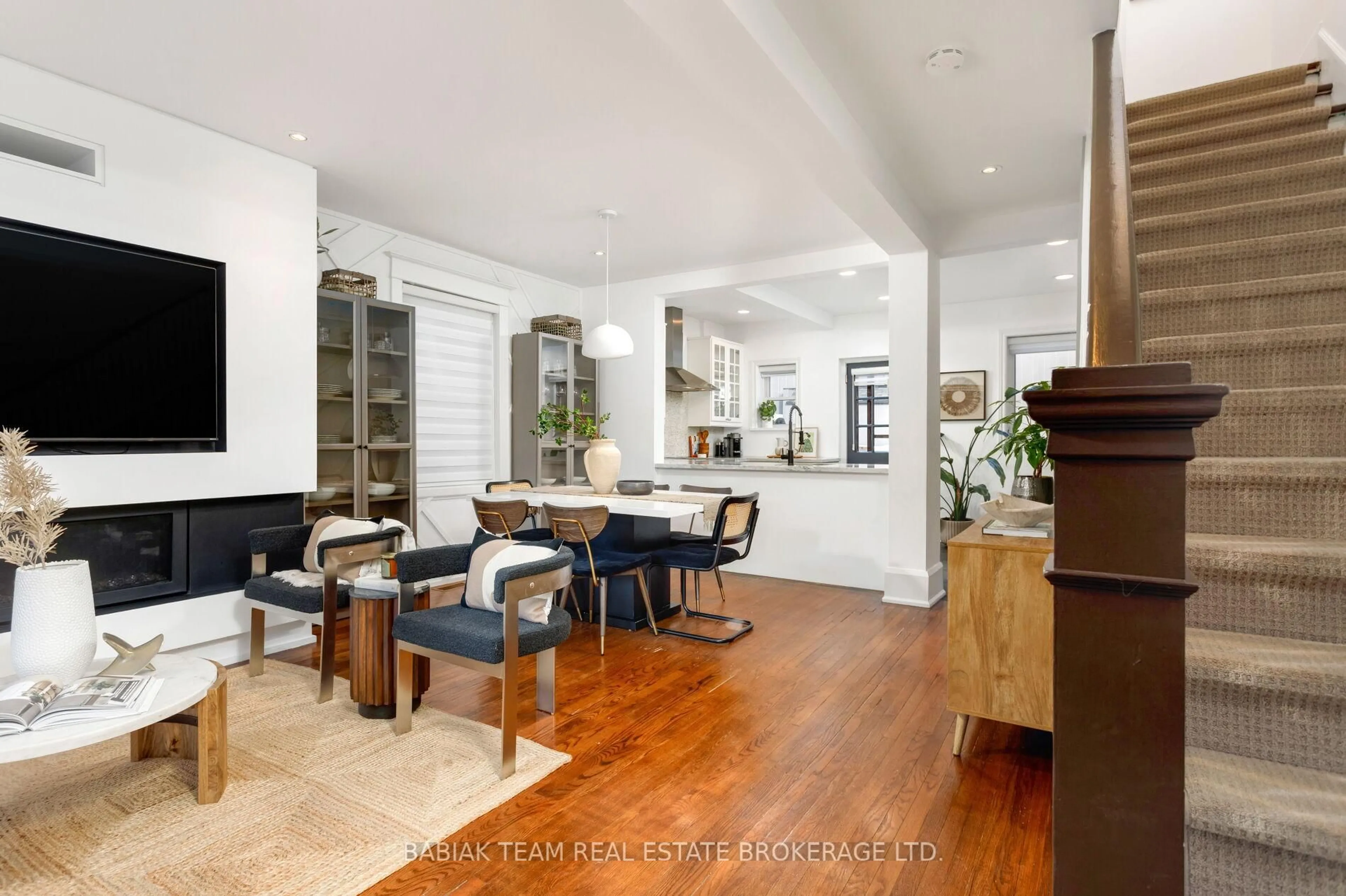 Unknown for 349 Windermere Ave, Toronto Ontario M6S 3L1