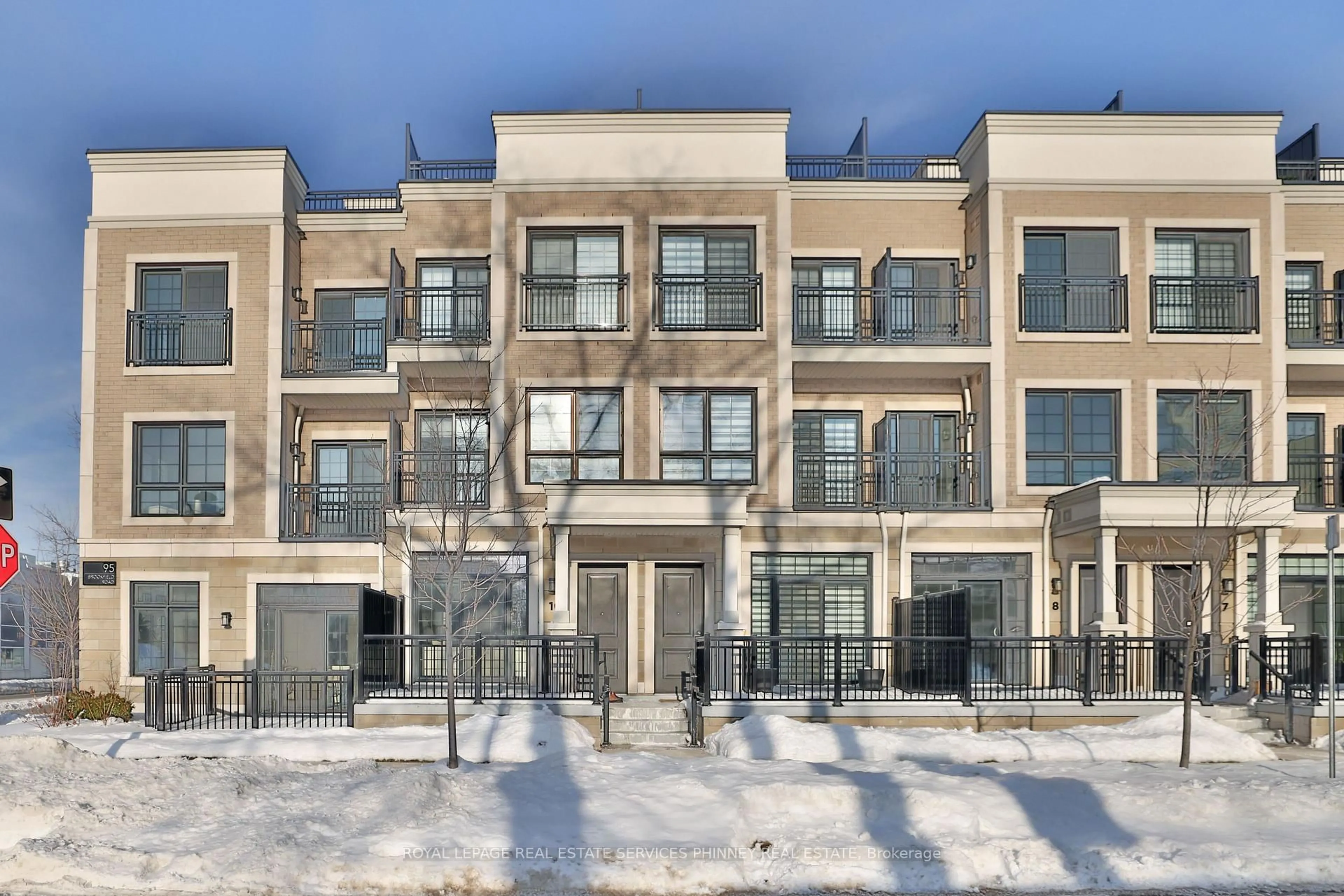 Unknown for 95 Brookfield Rd #10, Oakville Ontario L6K 2Y8