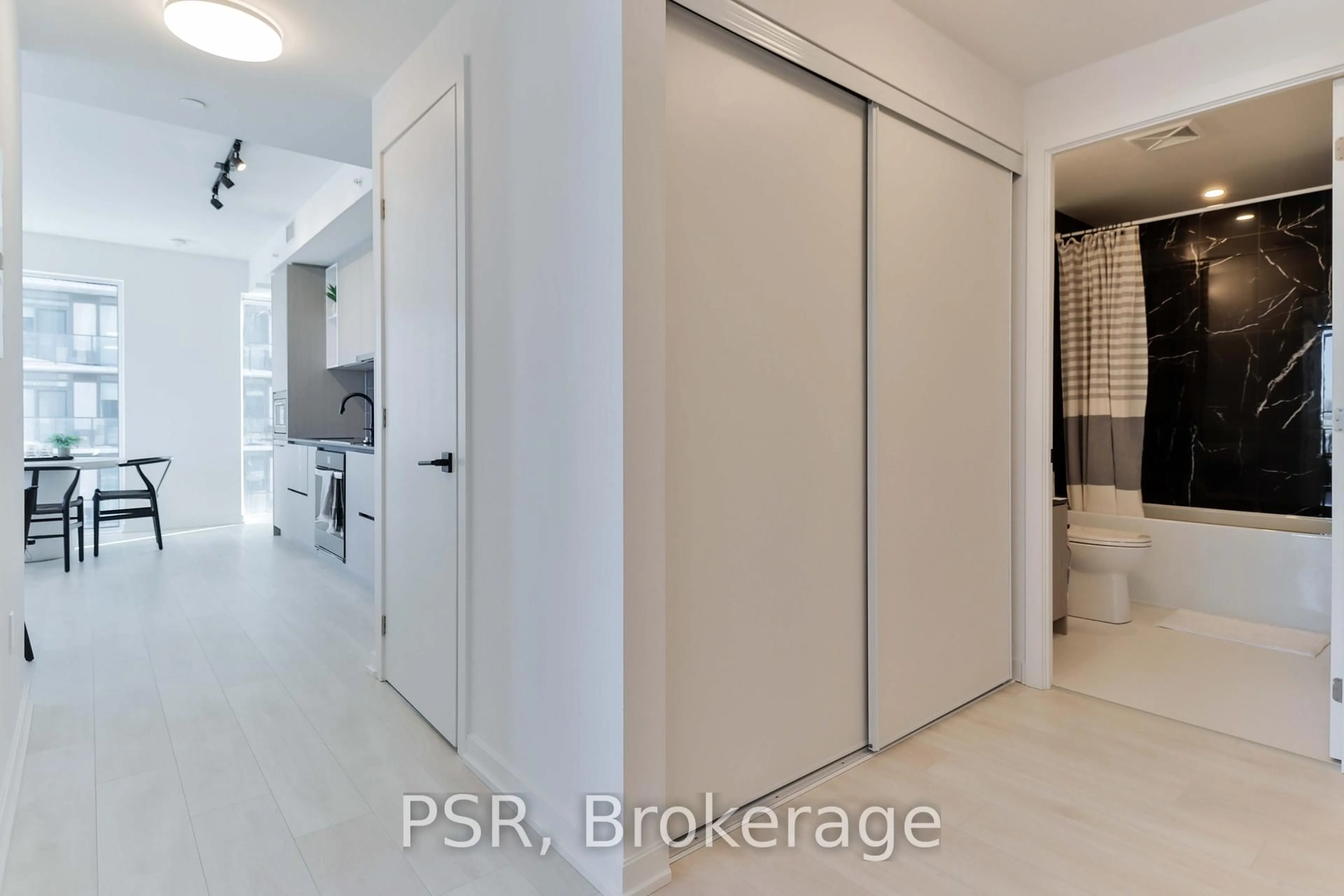 Storage room or clothes room or walk-in closet for 1285 Dupont St #1510, Toronto Ontario M6H 0E3