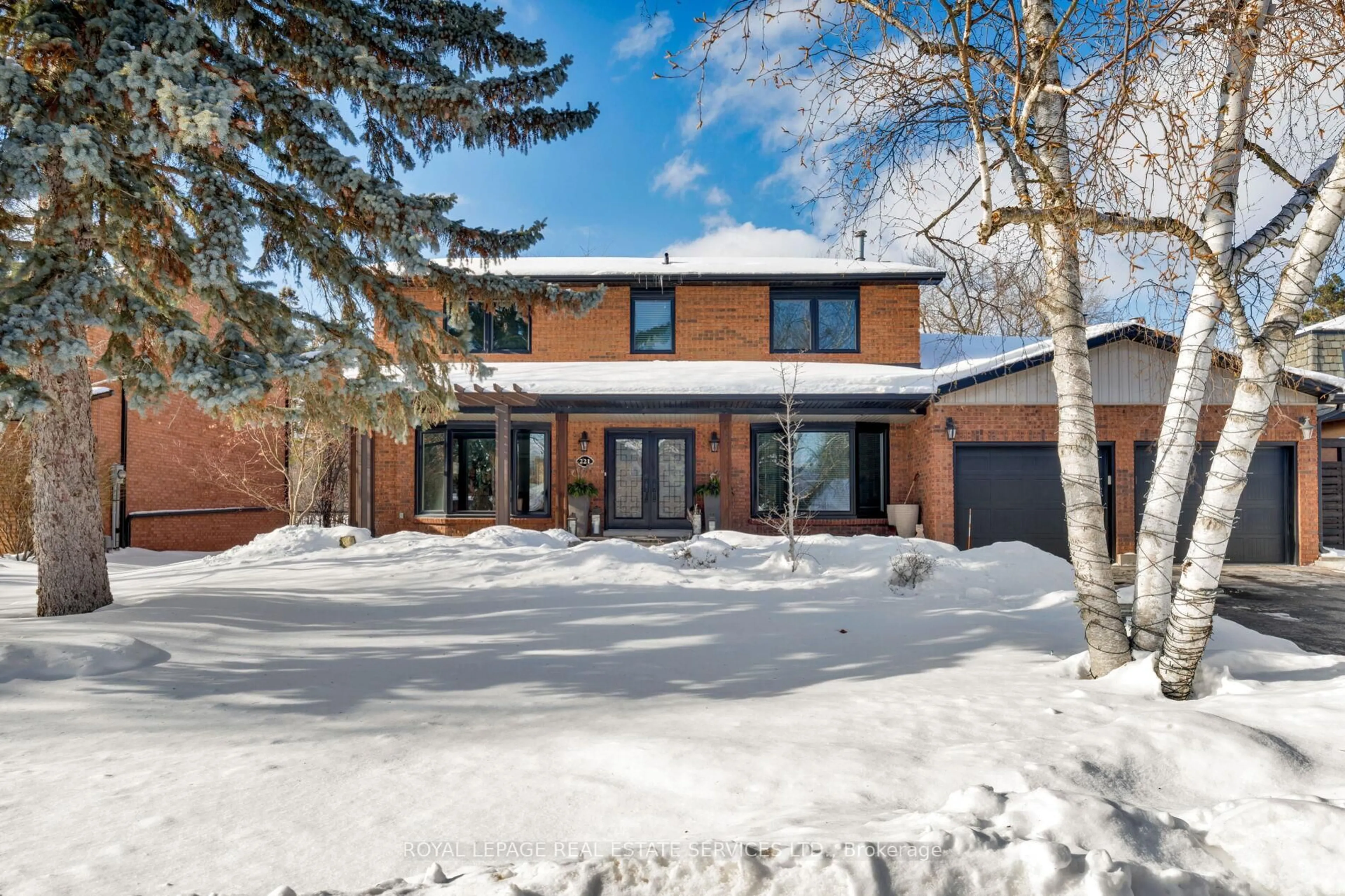 Home with brick exterior material, street for 221 Richmond Rd Rd, Oakville Ontario L6H 1L8