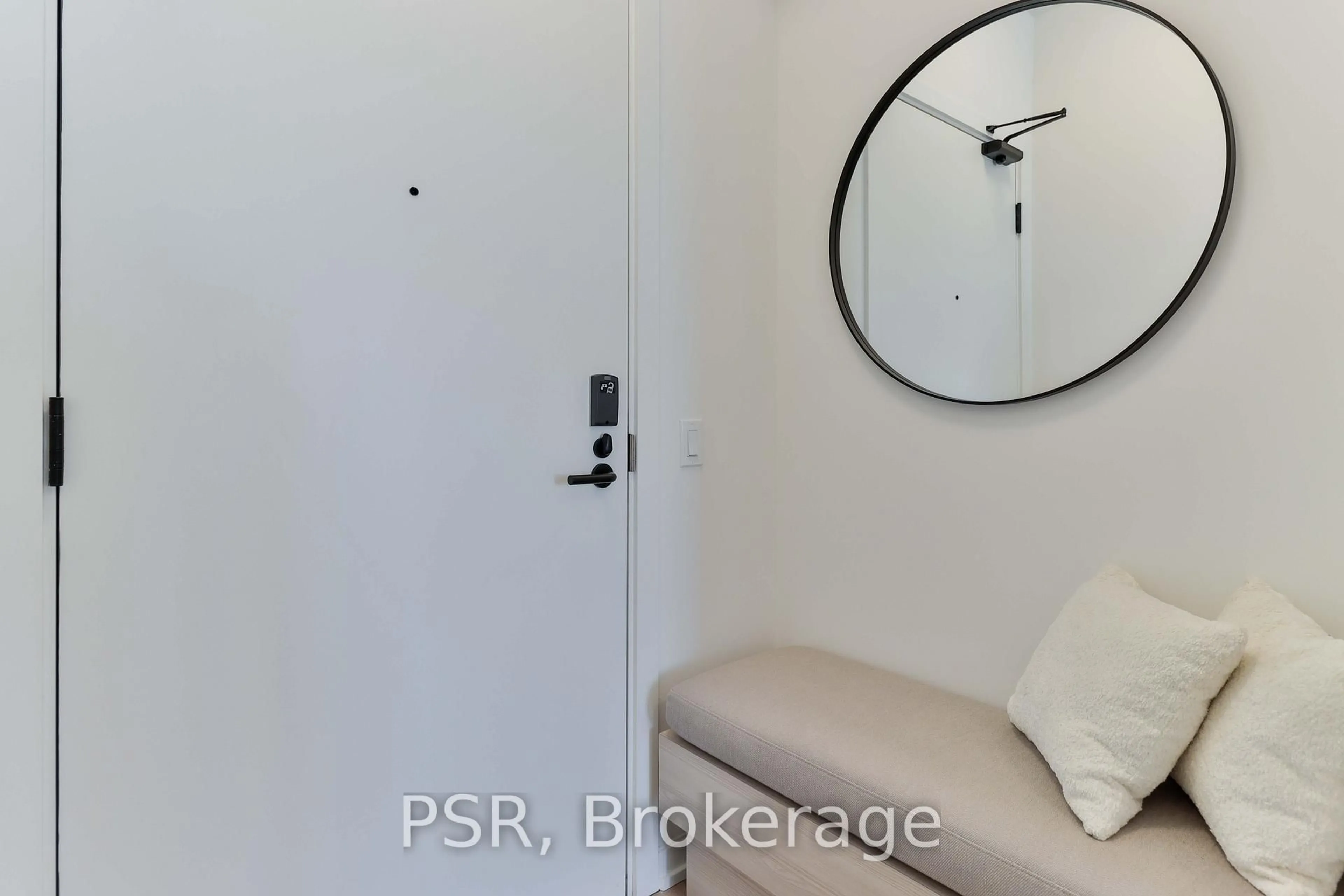 A pic of a room for 1285 Dupont St #1905, Toronto Ontario M6H 0E3