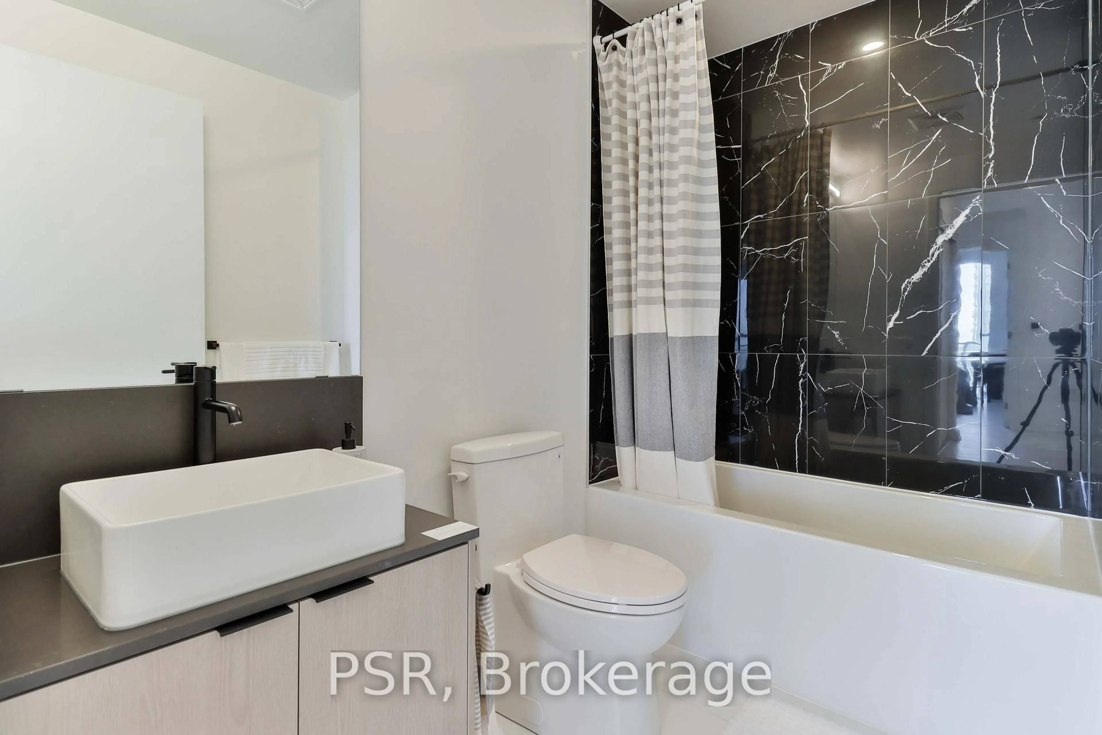 Contemporary bathroom, ceramic/tile floor for 1285 Dupont St #2402, Toronto Ontario M6H 0E3