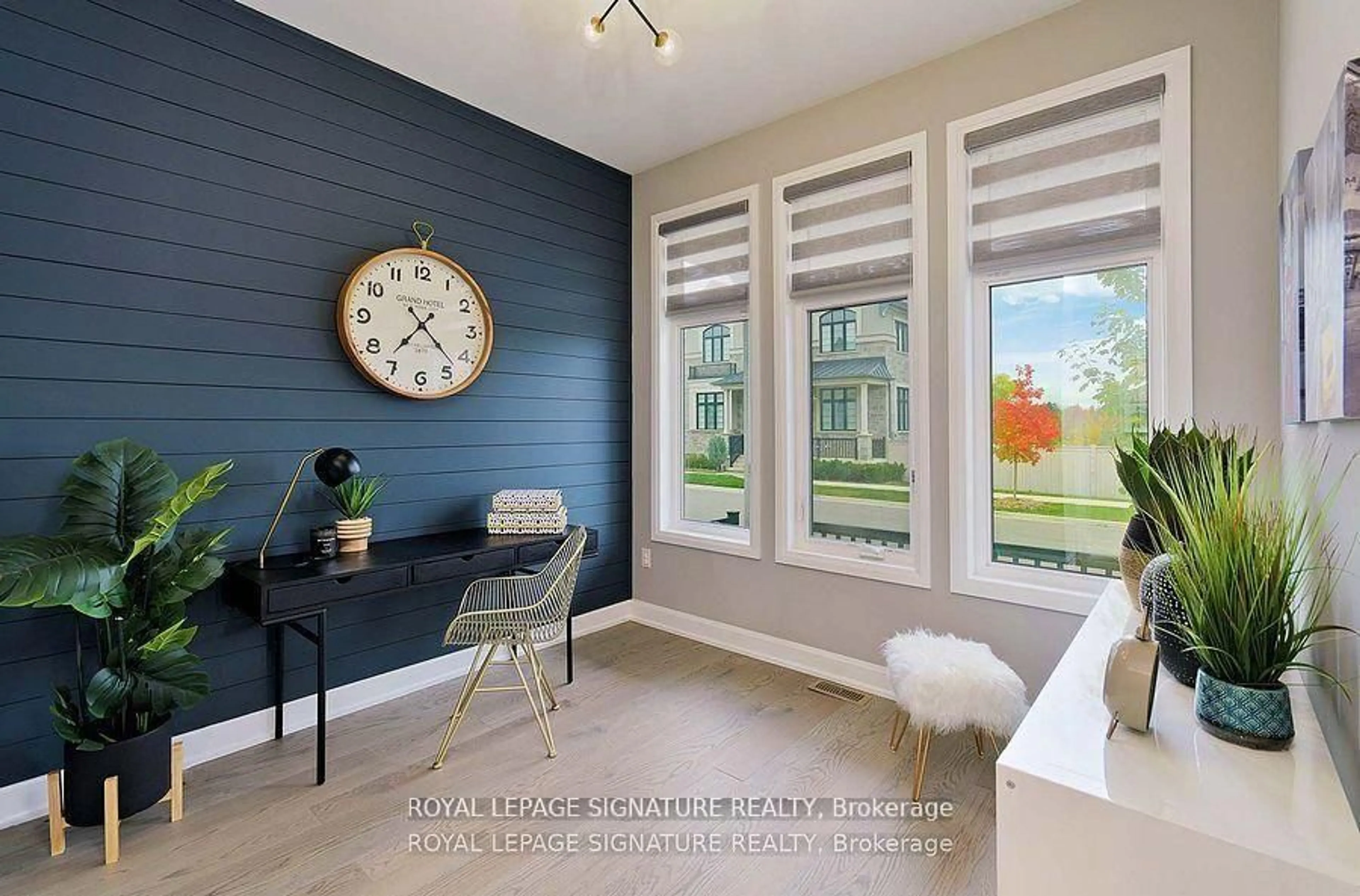 Indoor entryway for 1467 Lakeport Cres, Oakville Ontario L6H 3S1