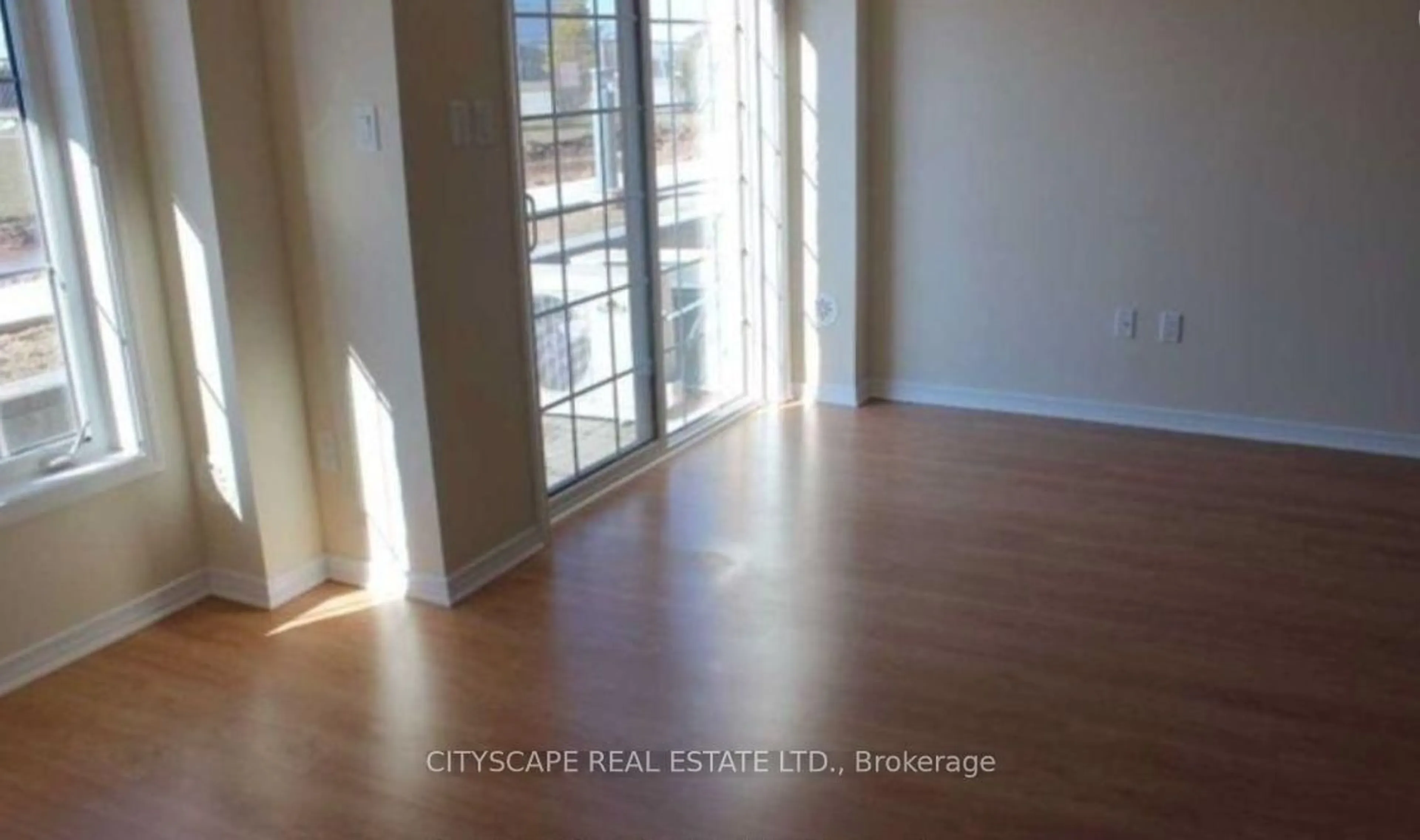 A pic of a room for 2441 Greenwich Dr #5, Oakville Ontario L6M 0S4