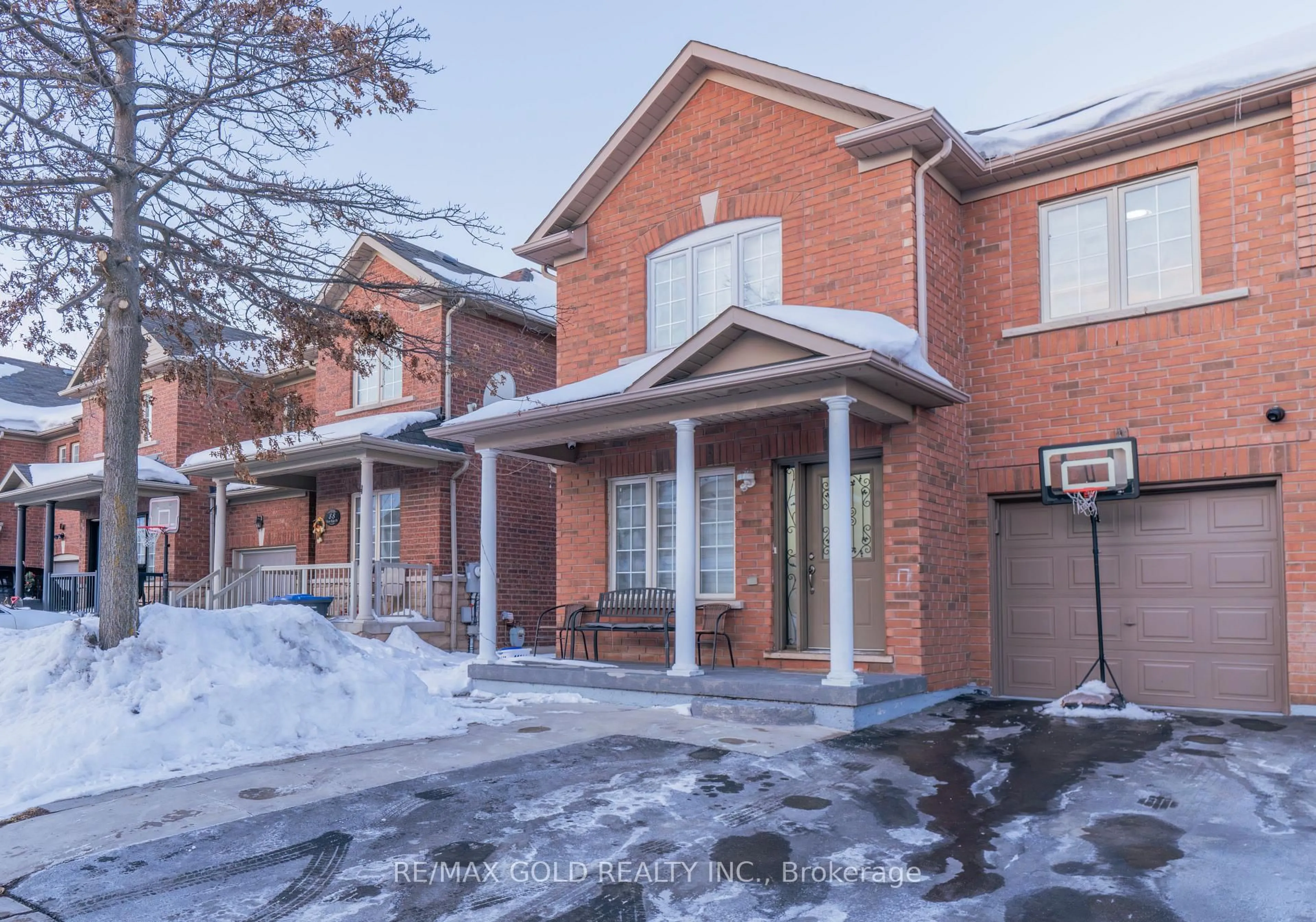 Home with brick exterior material, street for 86 Ocean Ridge Dr, Brampton Ontario L6R 3L5