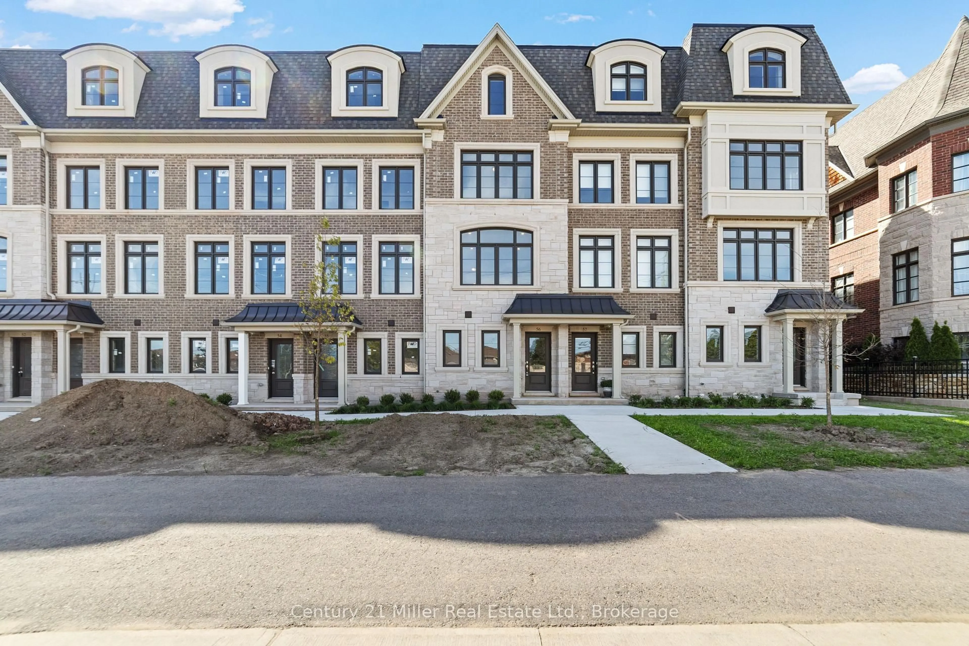 Unknown for 2150 Trafalgar Rd #56, Oakville Ontario L6H 8A5