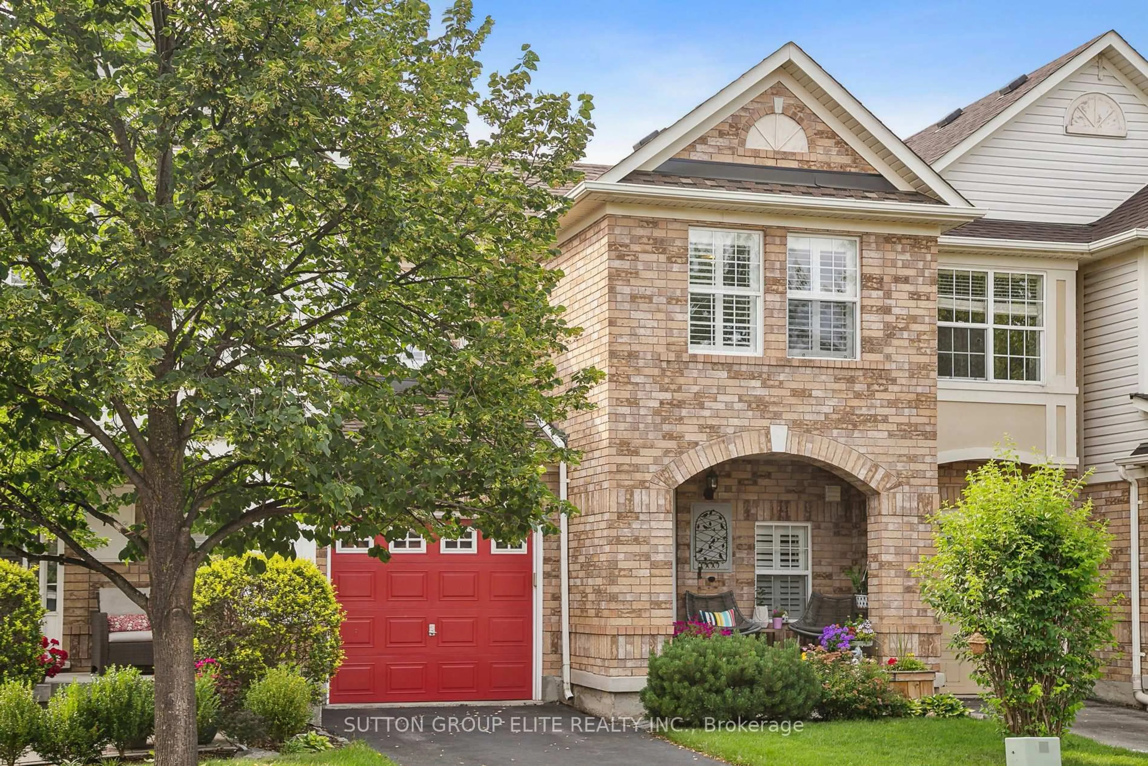 Home with brick exterior material, street for 636 Porter Way, Milton Ontario L9T 5W2