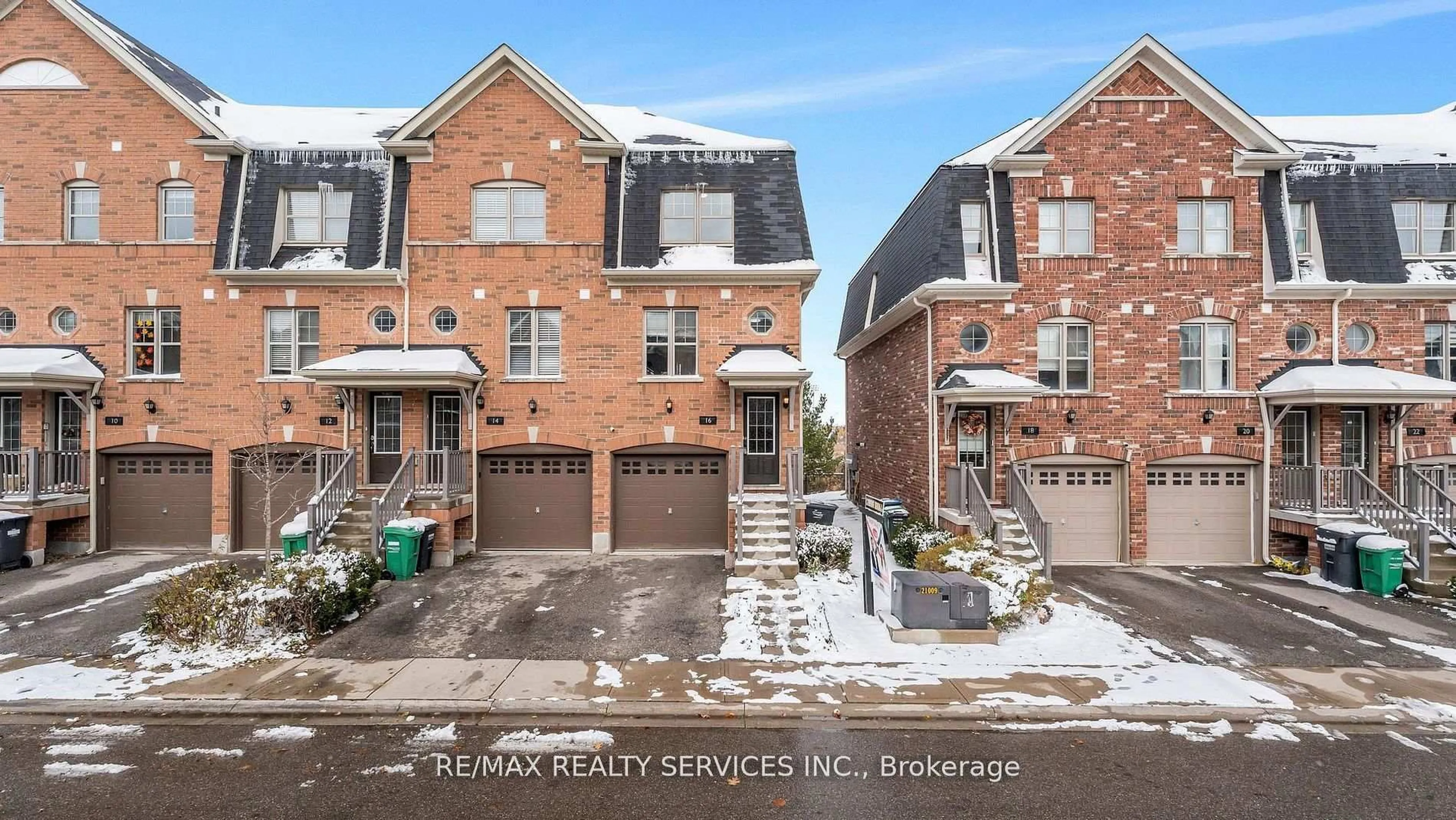 Home with brick exterior material, street for 16 Soldier St, Brampton Ontario L7A 4B6