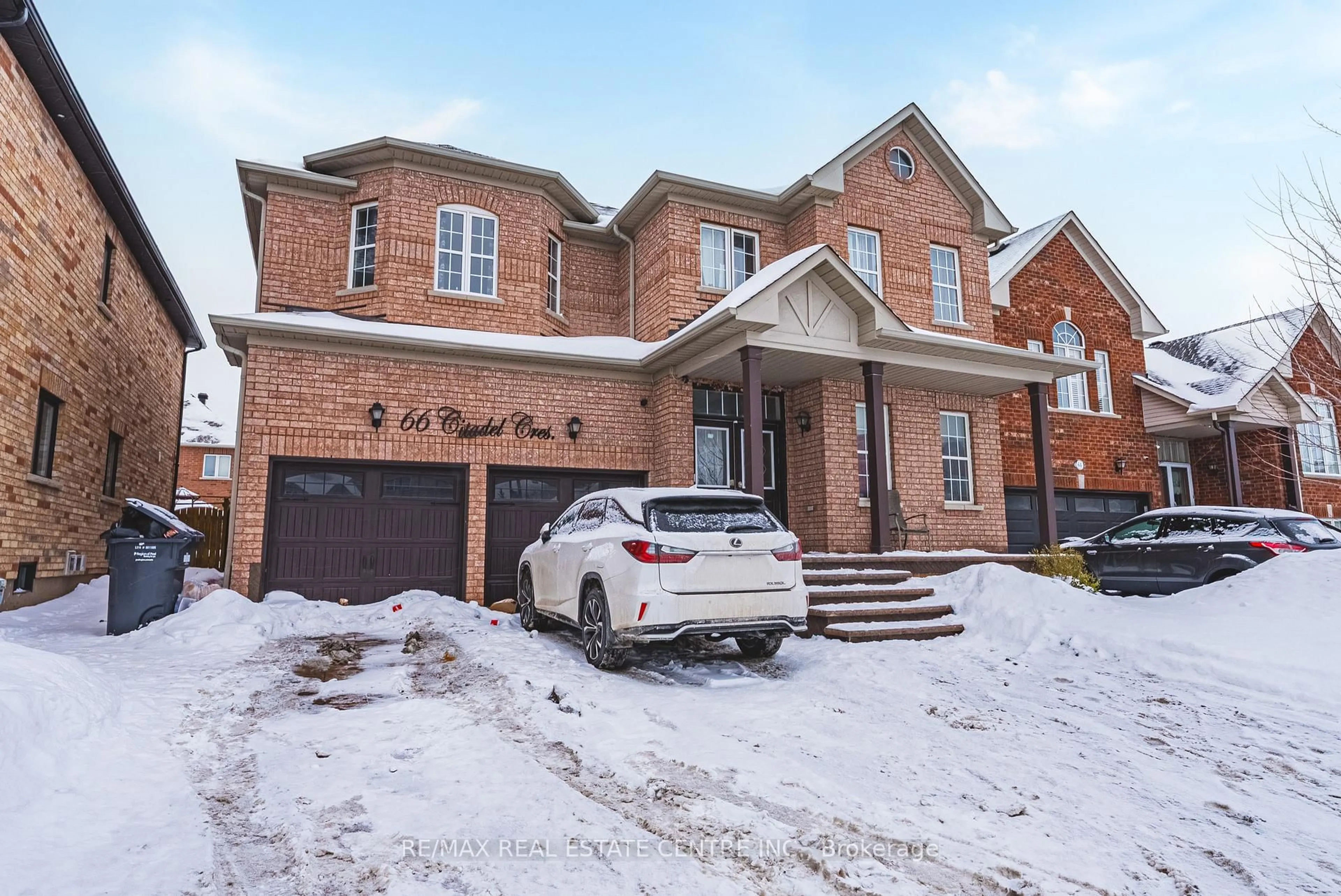 Home with brick exterior material, street for 66 Citadel Cres, Brampton Ontario L6P 1X8