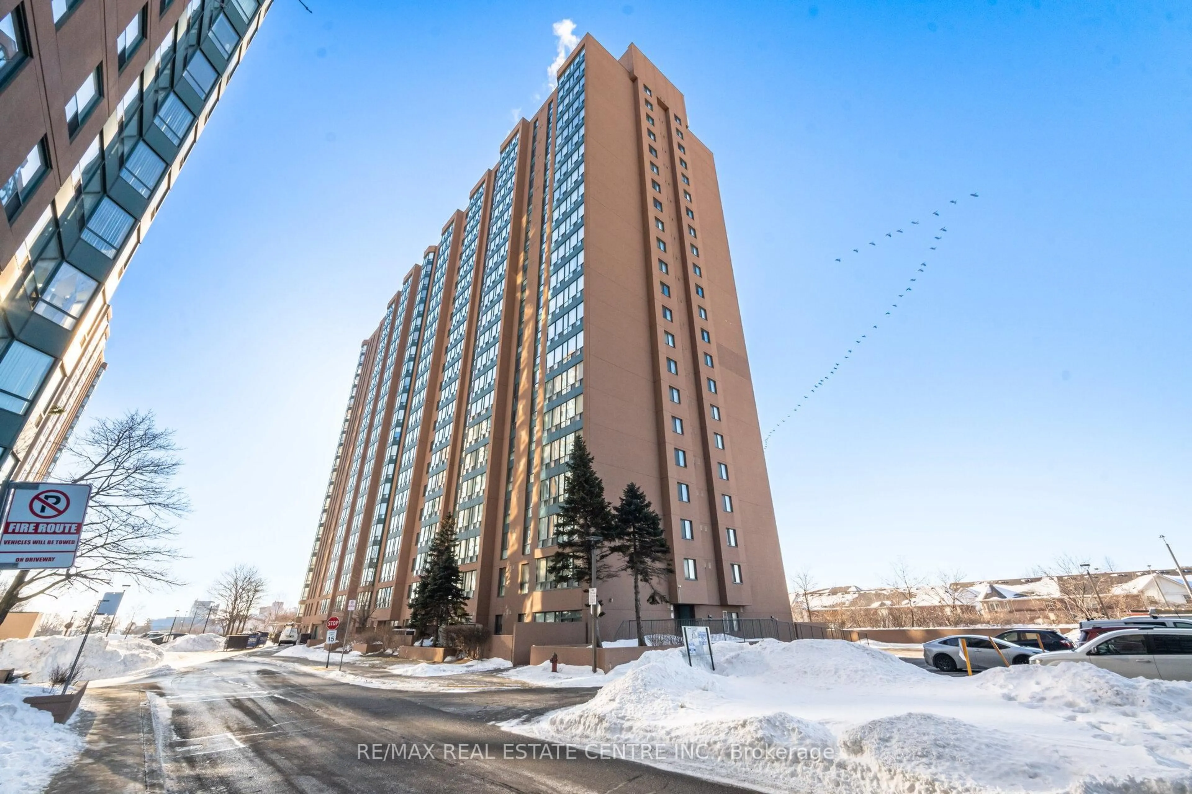 Unknown for 155 Hillcrest Ave #409, Mississauga Ontario L5B 3Z2