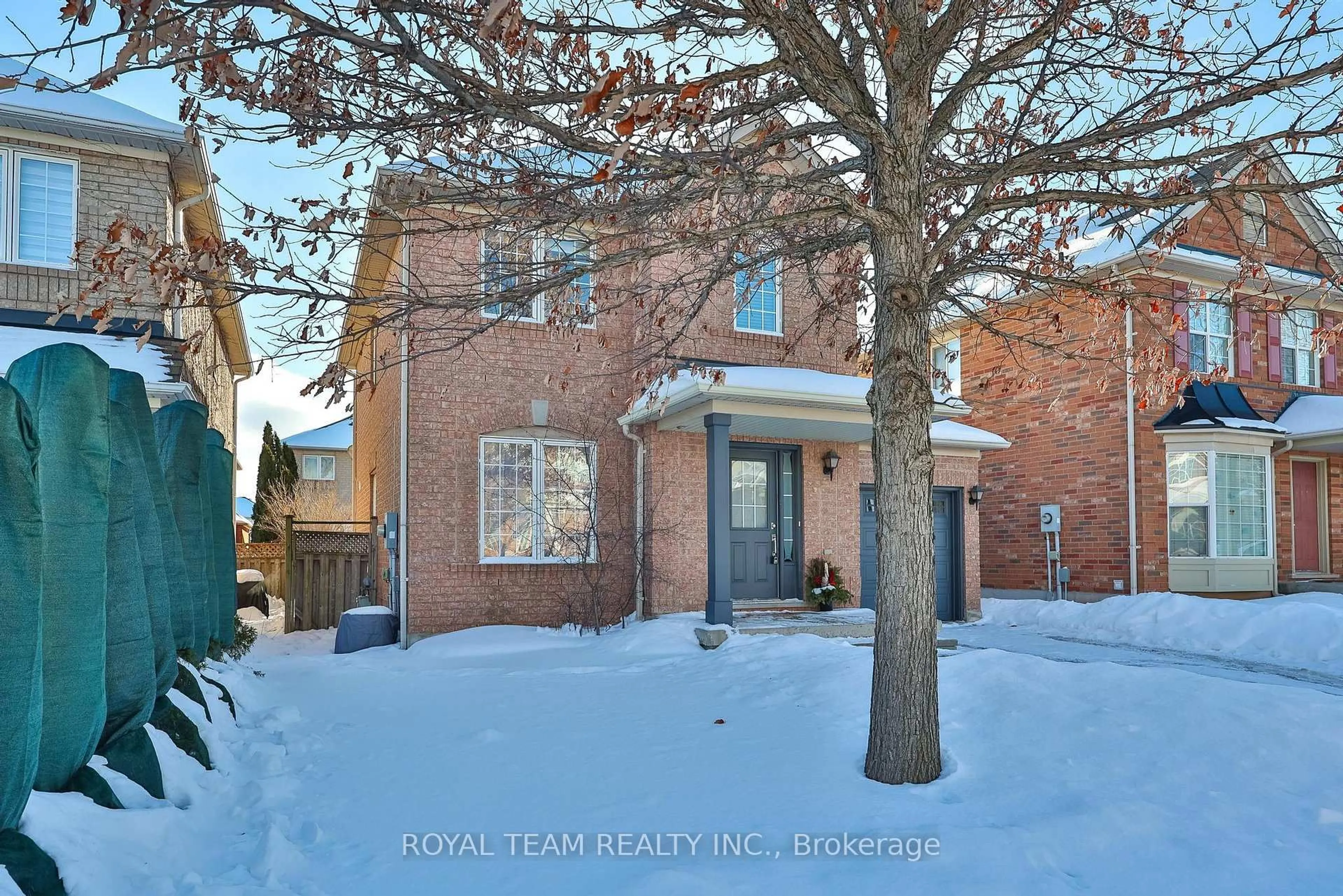 Home with brick exterior material, street for 2439 Hollybrook Dr, Oakville Ontario L6M 4S8